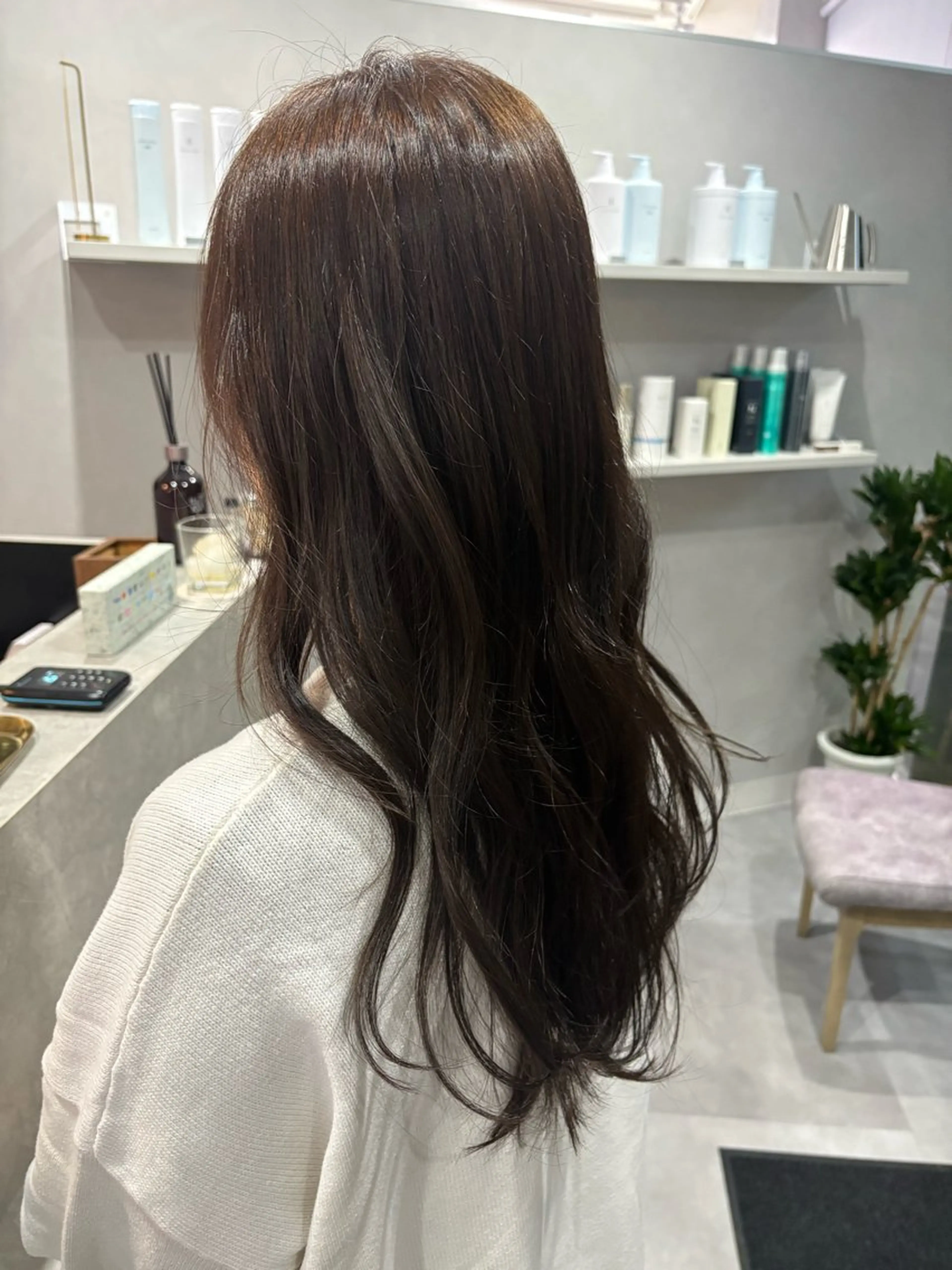 カラー 野嶋 綾乃のヘアスタイル