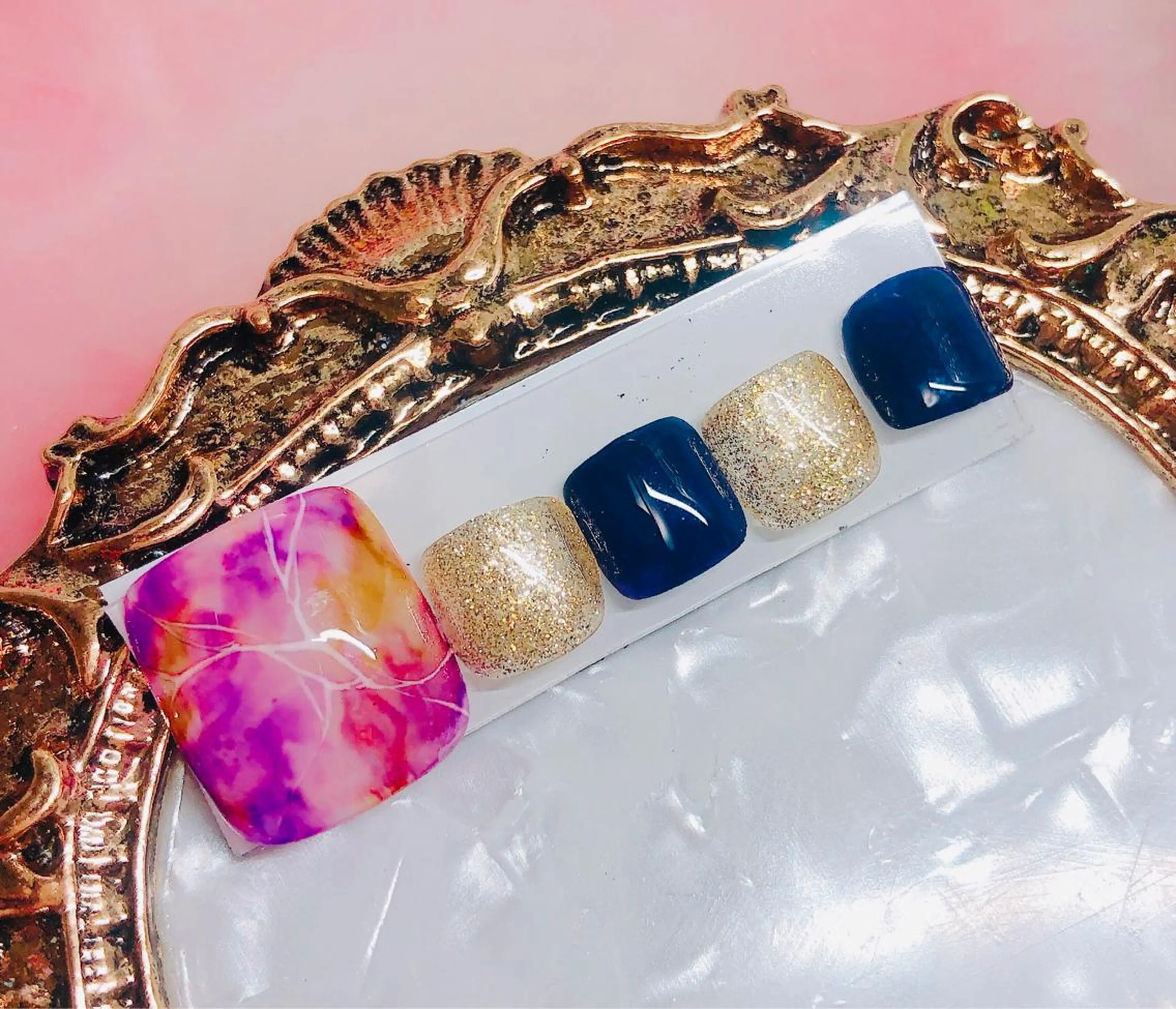 ネイル フットネイル フットネイル CROWN プライベートサロンのネイルデザイン