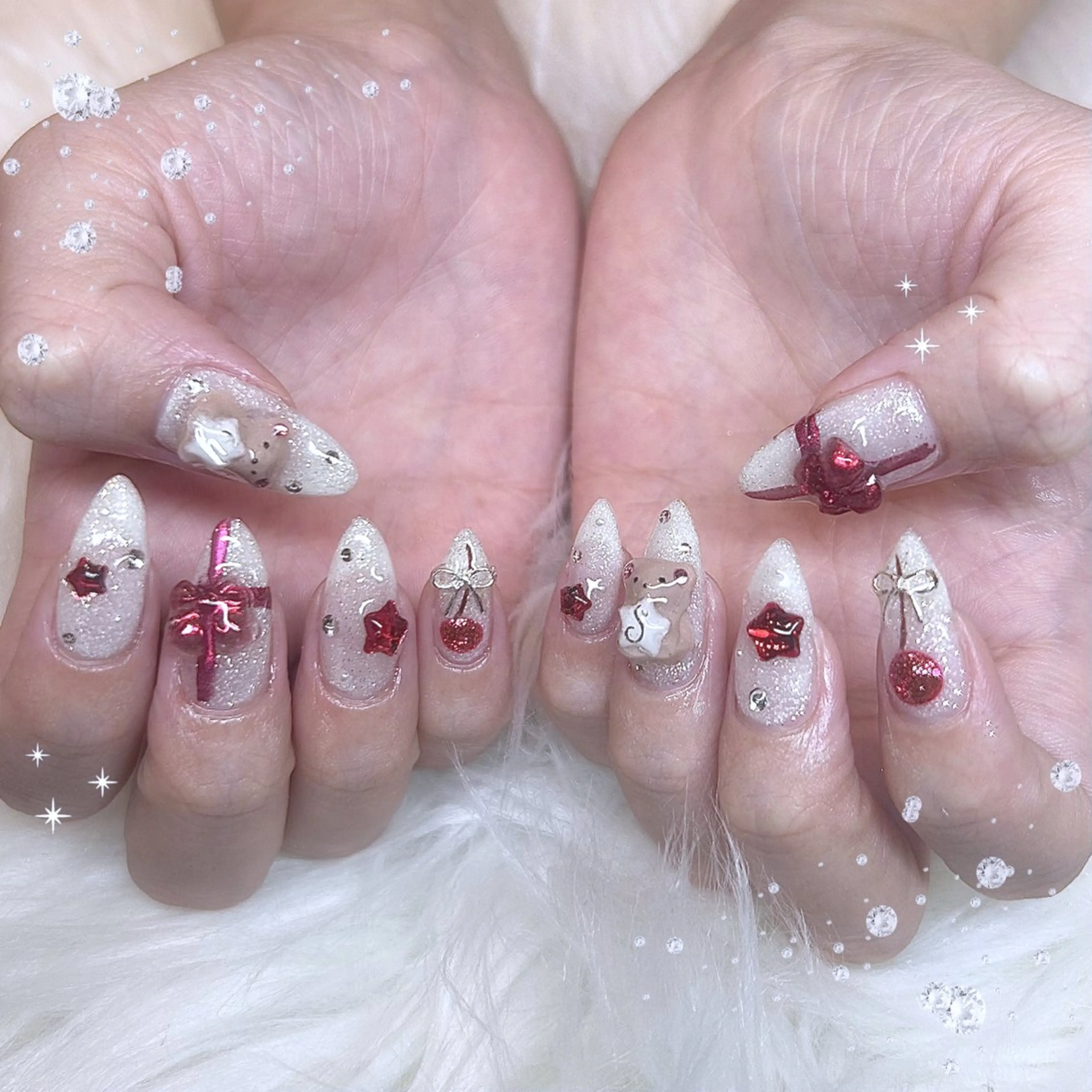 ネイル 赤色 冬ネイル クリスマス ayumi‪‪❤︎‬ Betty Nailのネイルデザイン