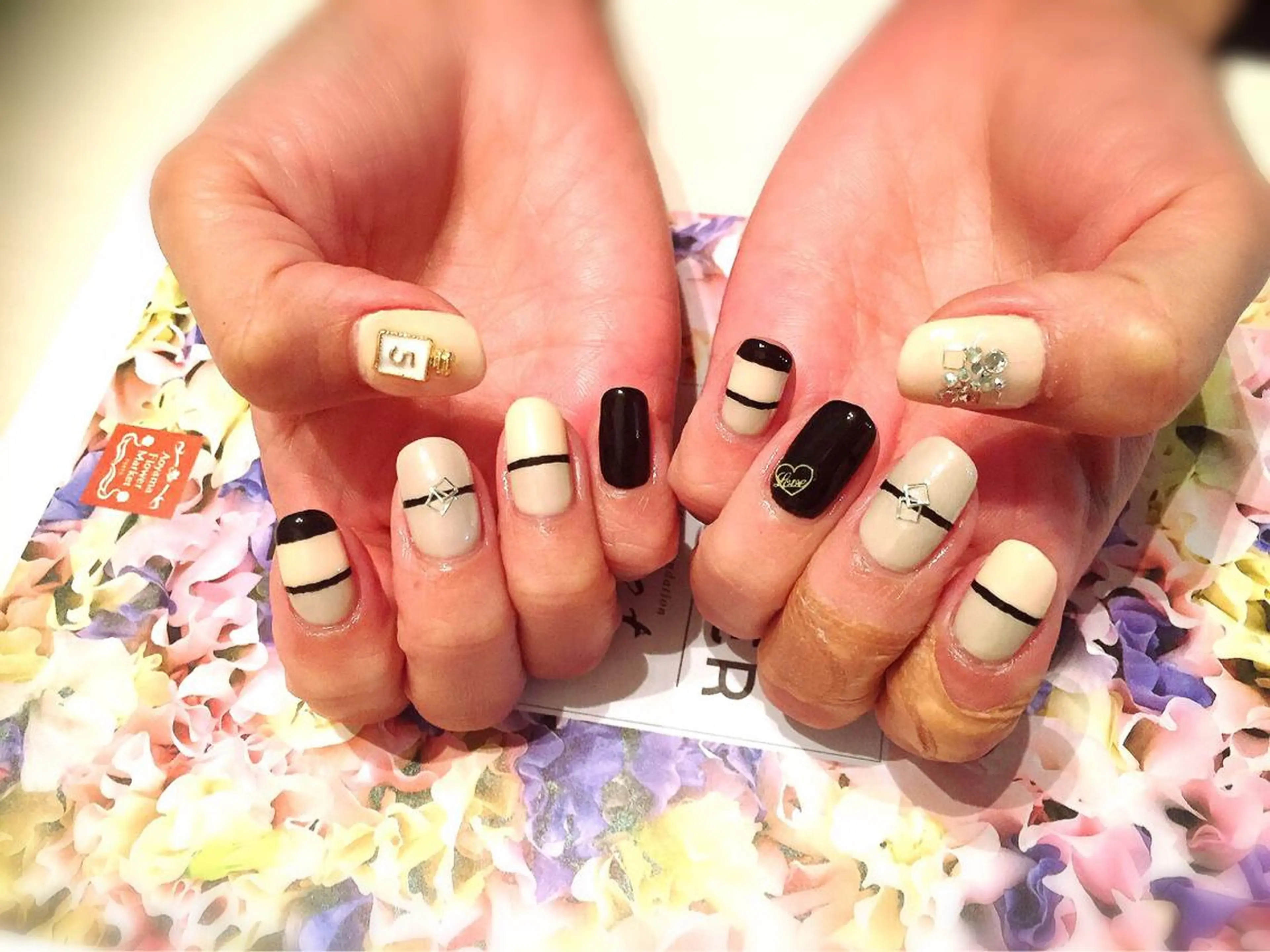 ネイル バレンタイン Lily closetのネイルデザイン