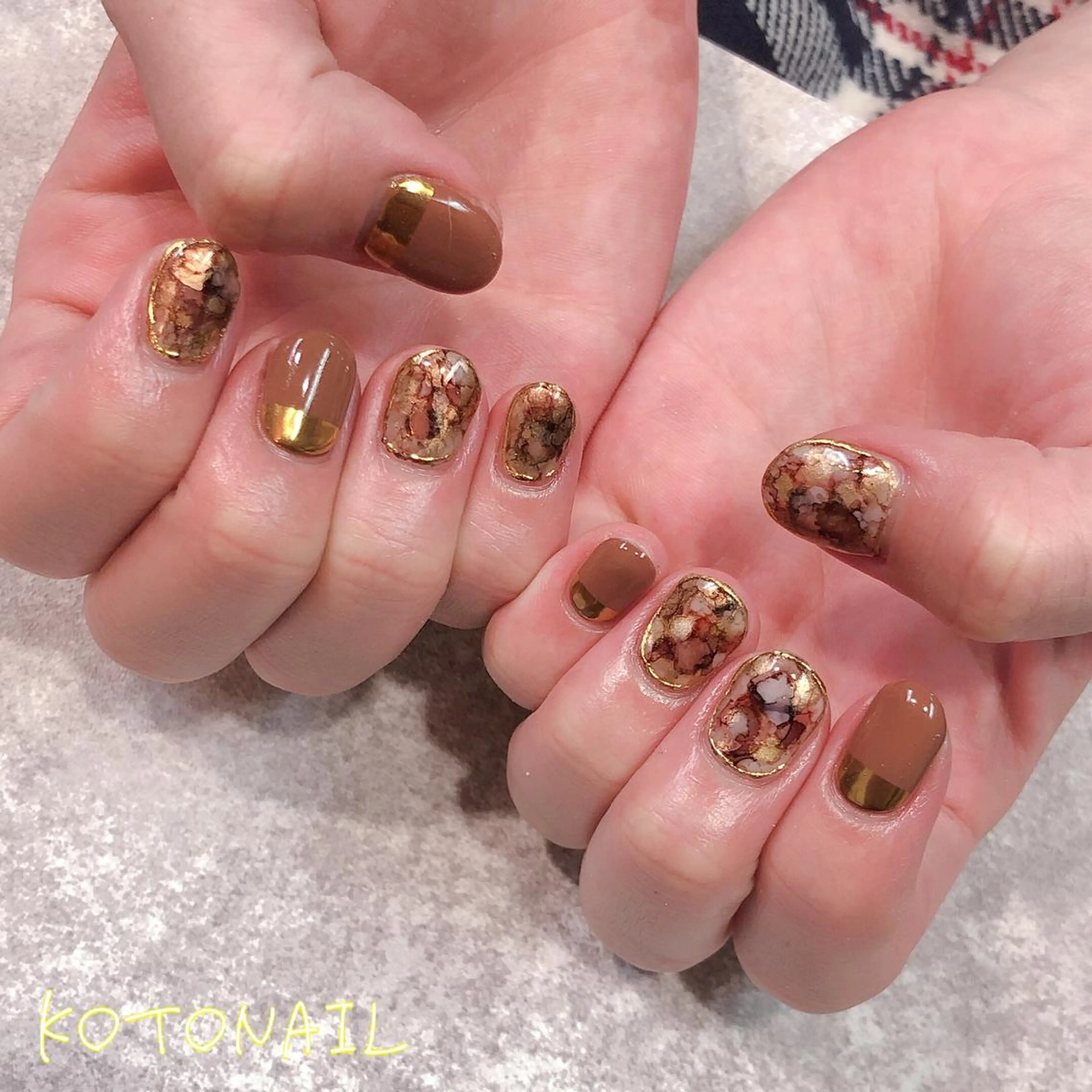 ネイル アートネイル フラッシュネイル フットネイル マグネットネイル ミラーネイル ハンドネイル koto nailのネイルデザイン
