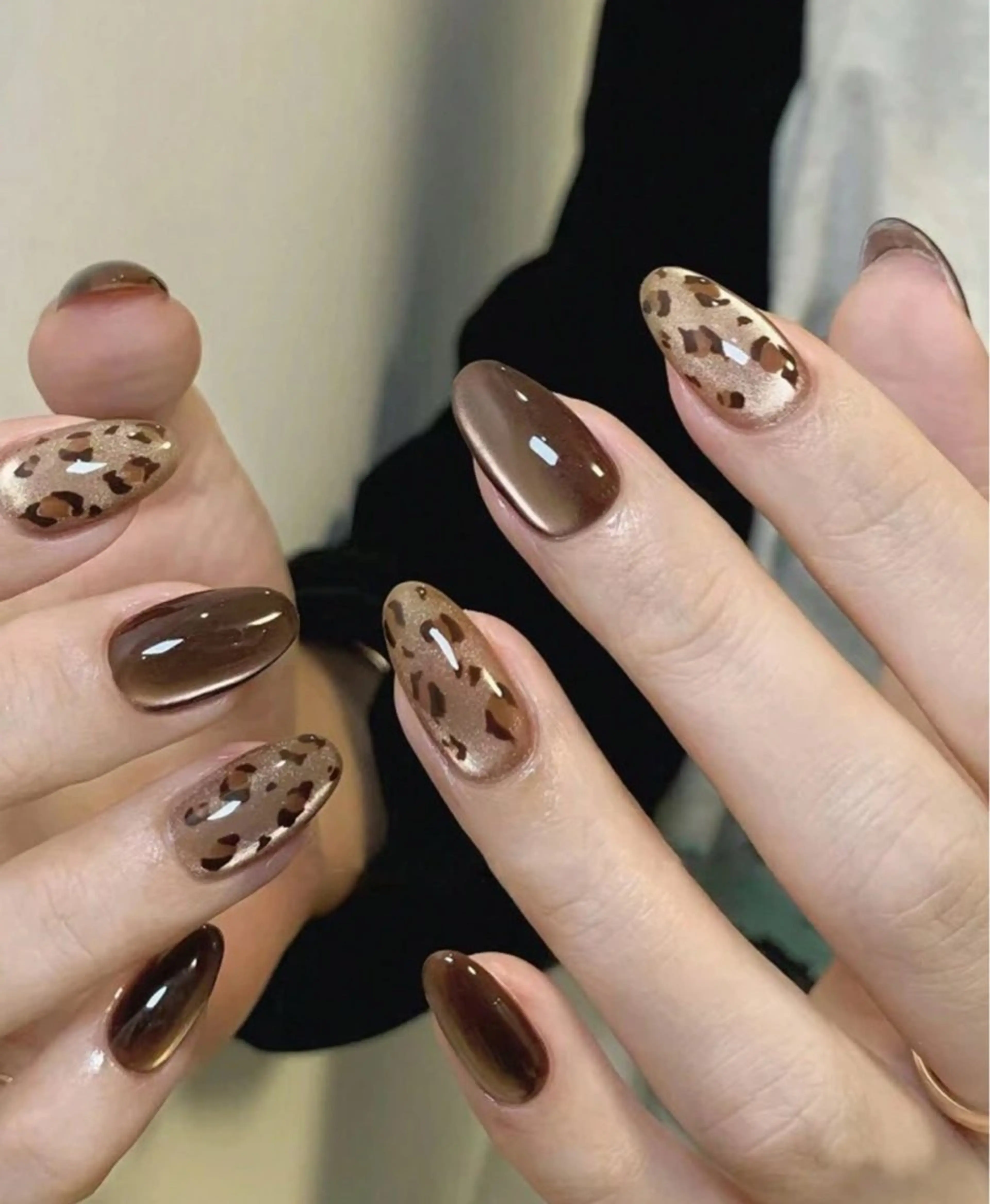 ネイル モナ& あきのネイルデザイン