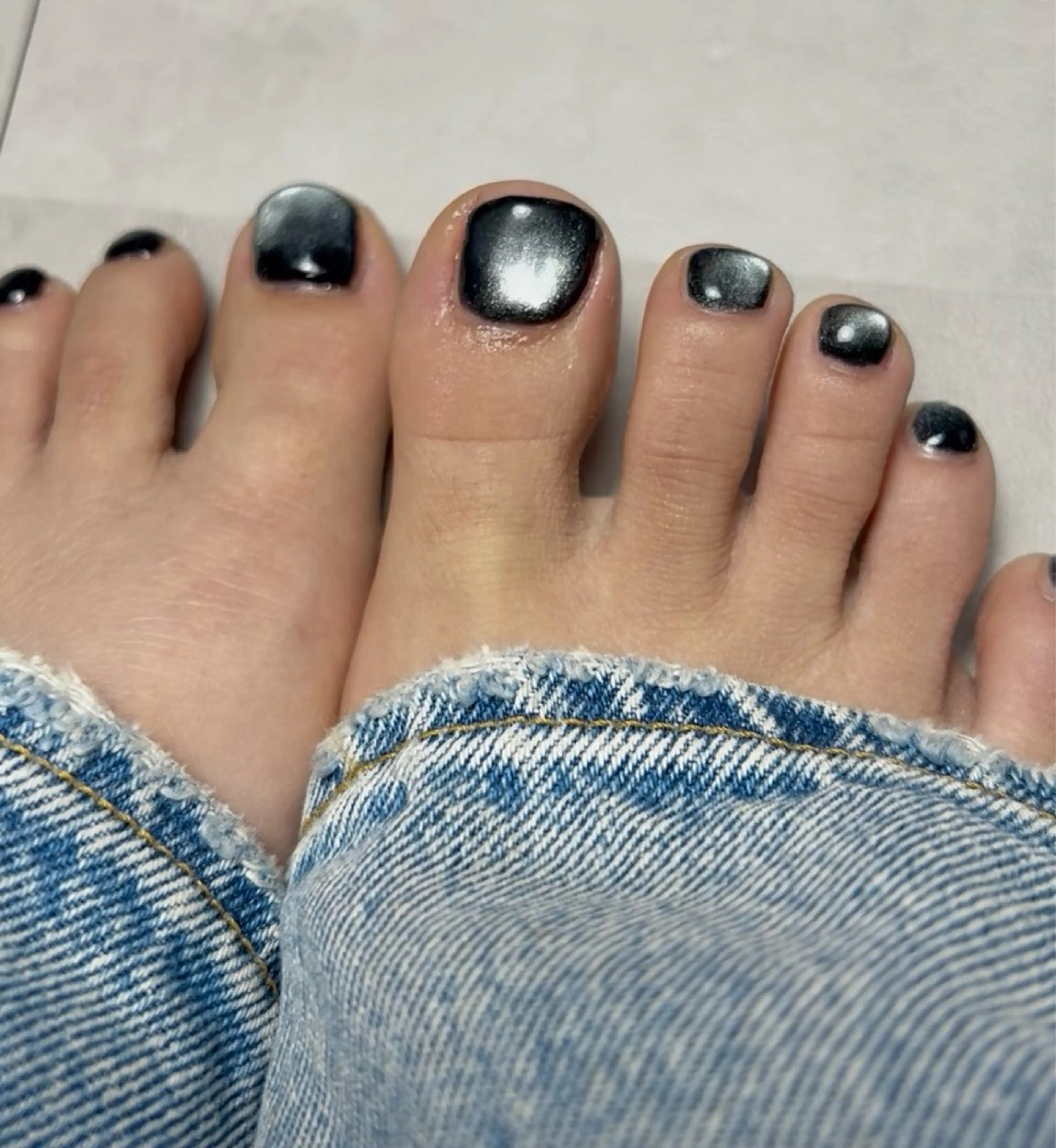 ネイル マグネットネイル フットネイル nailsalon bijuのネイルデザイン