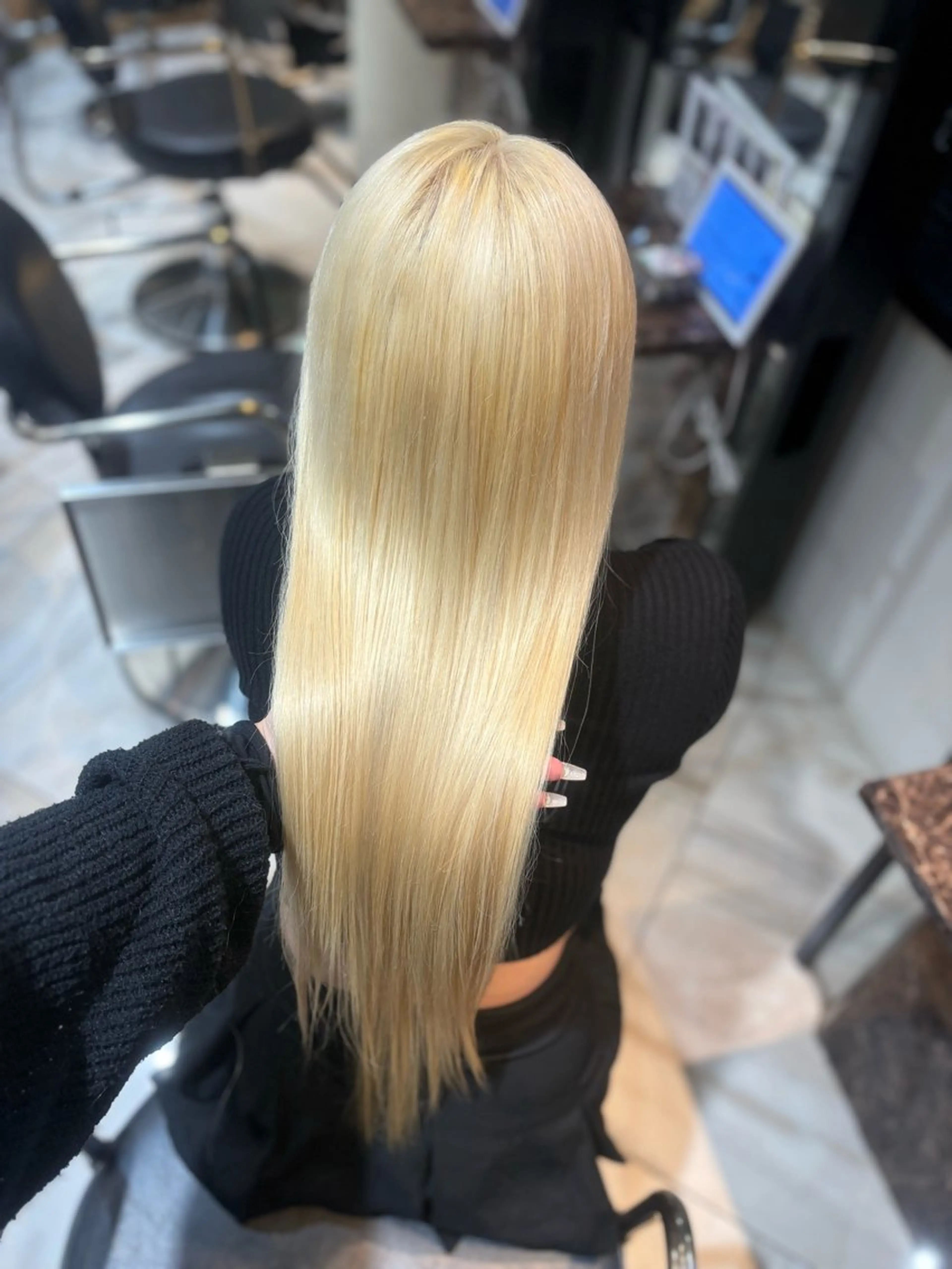 ロング カラー 抜きっぱなしブロンド ブロンド エクステ ヘアカラー エクステ 大阪 梅田/ ハイトーン/エクステのヘアスタイル