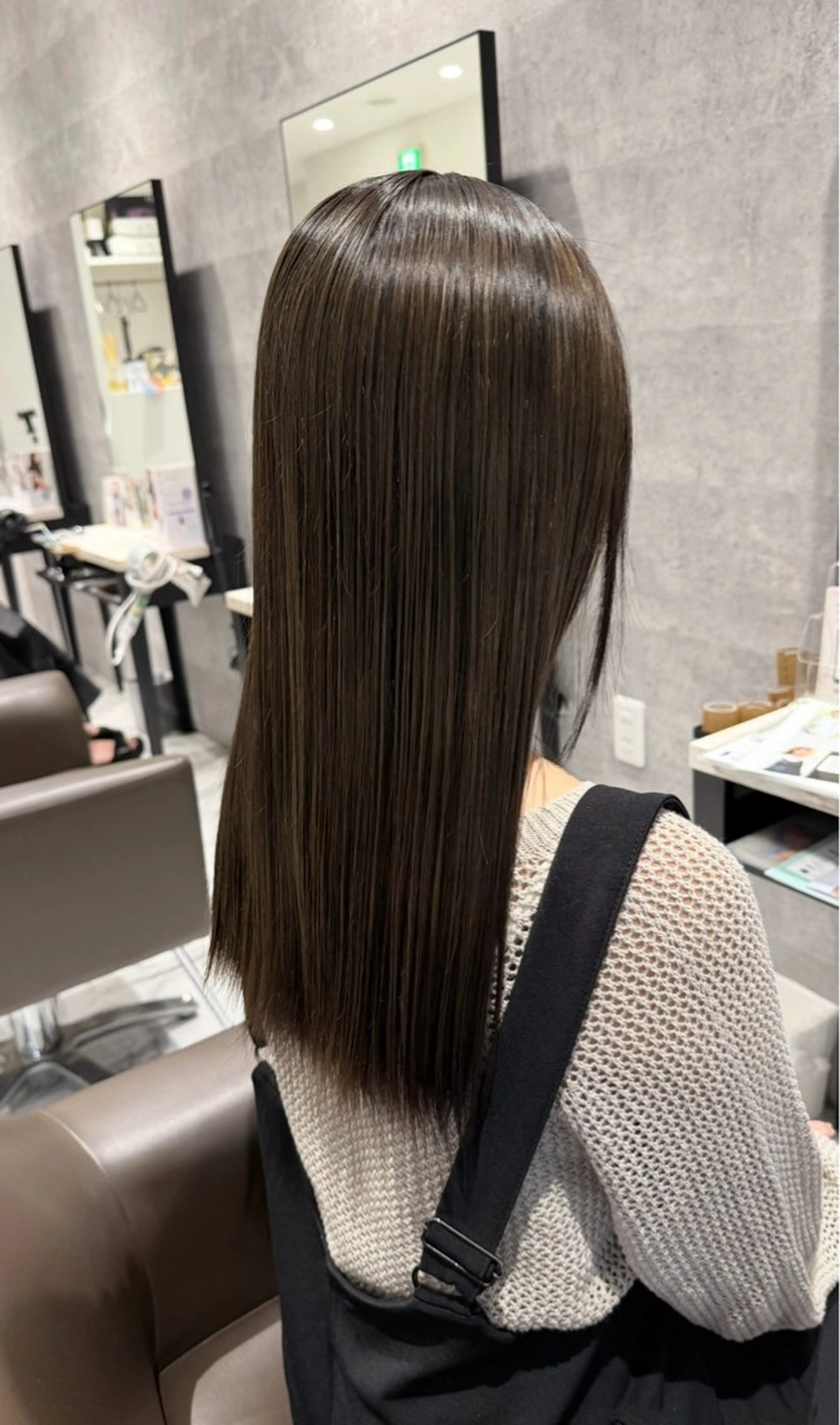 カラー Grow by NYNY 久野 結生のヘアスタイル