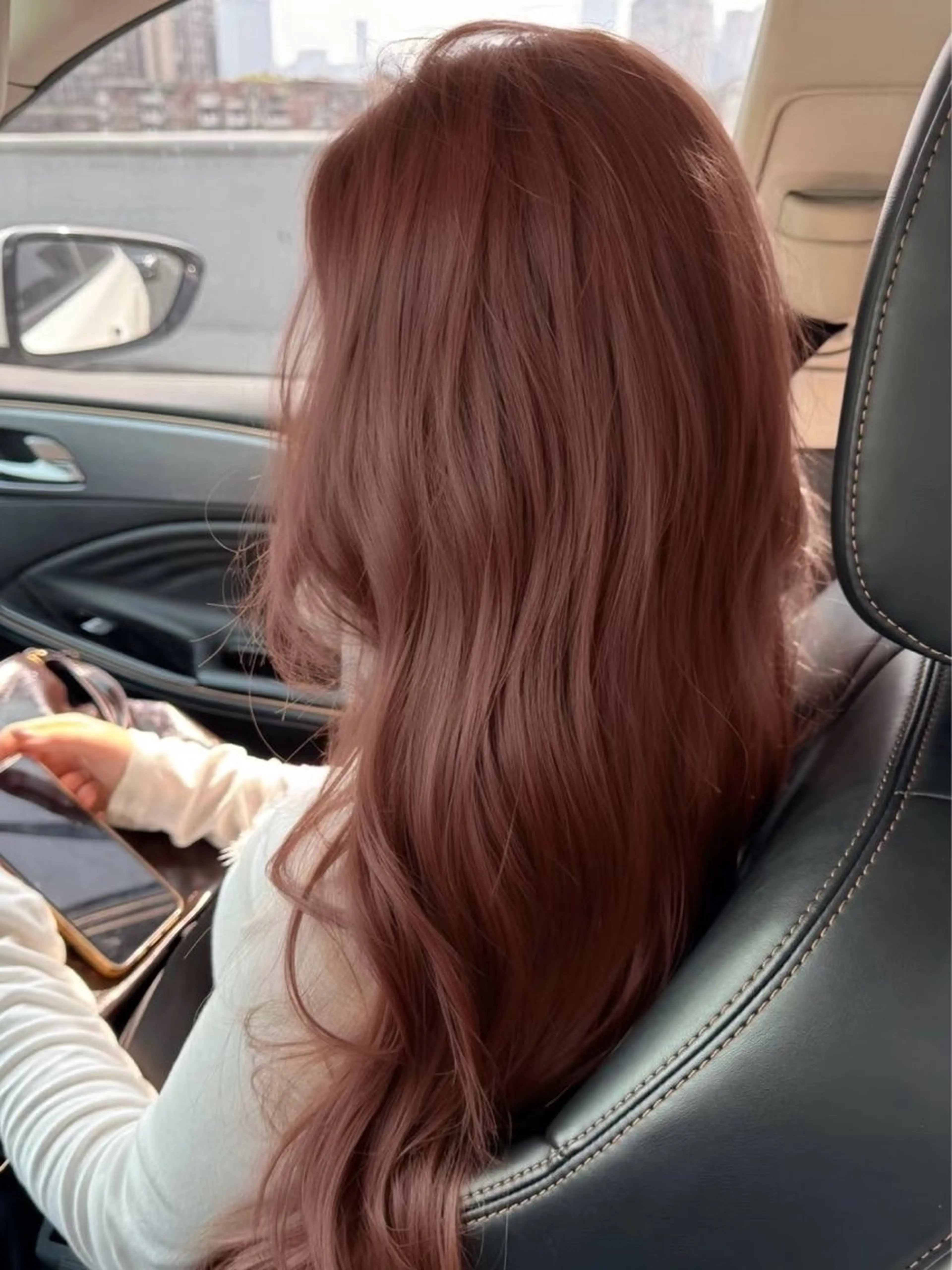 ロング カラー トレンド暖色ヘア🍒 miu🍒のヘアスタイル