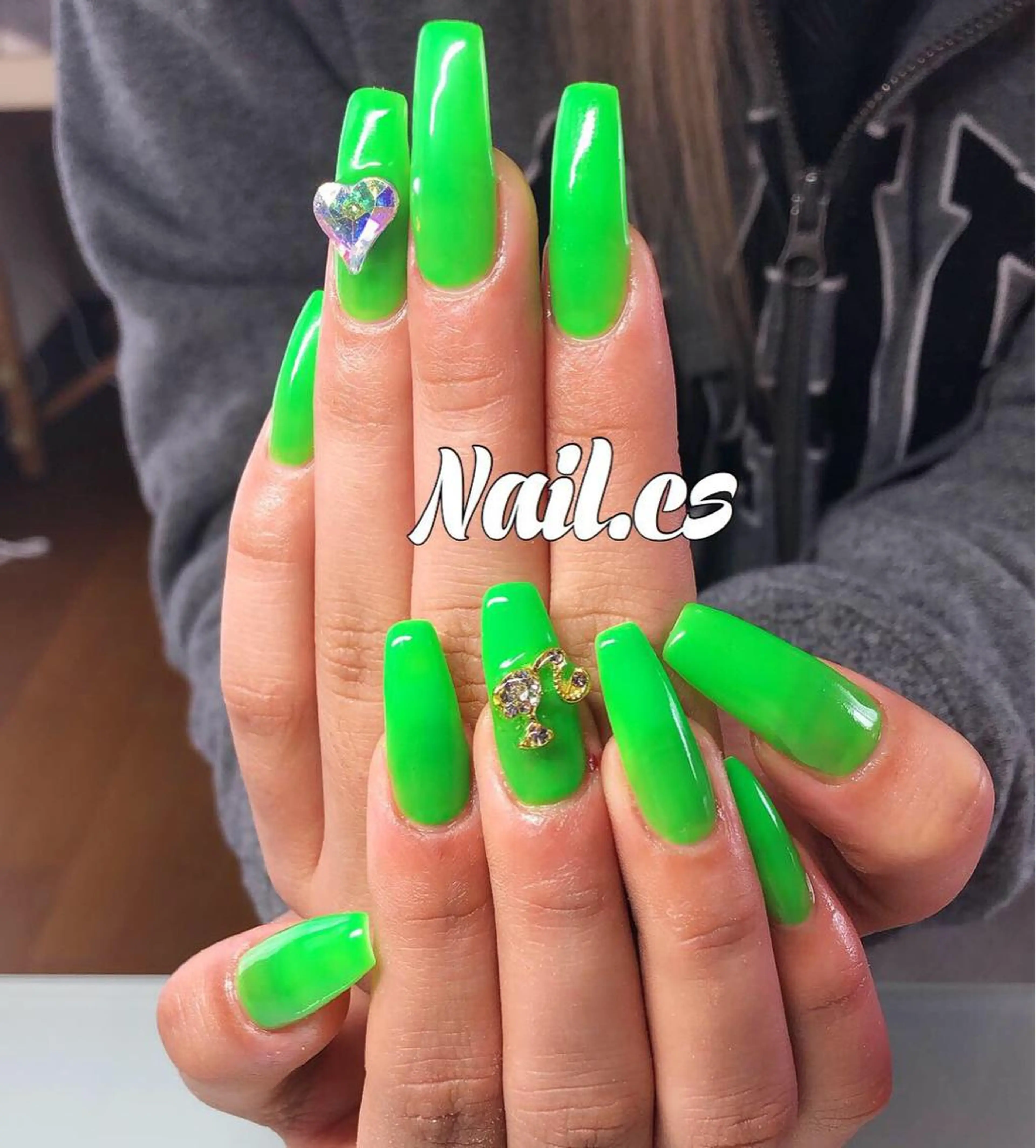 ネイル マツエク・マツパ Nail.cs🪞 CHIHARUのマツエク・マツパデザイン