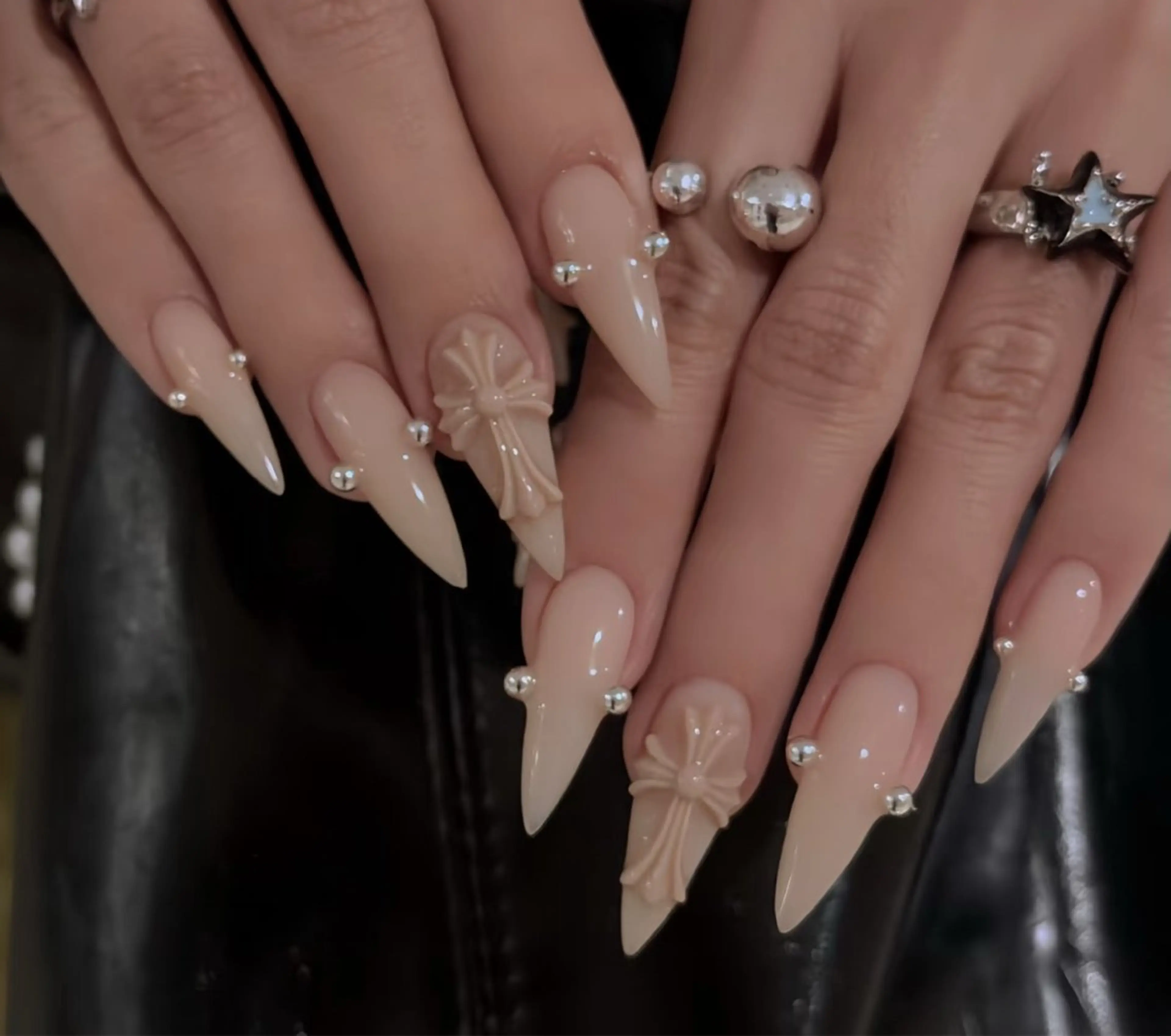 ネイル ハンドネイル ハンドケア 🍑 momo_nailのネイルデザイン