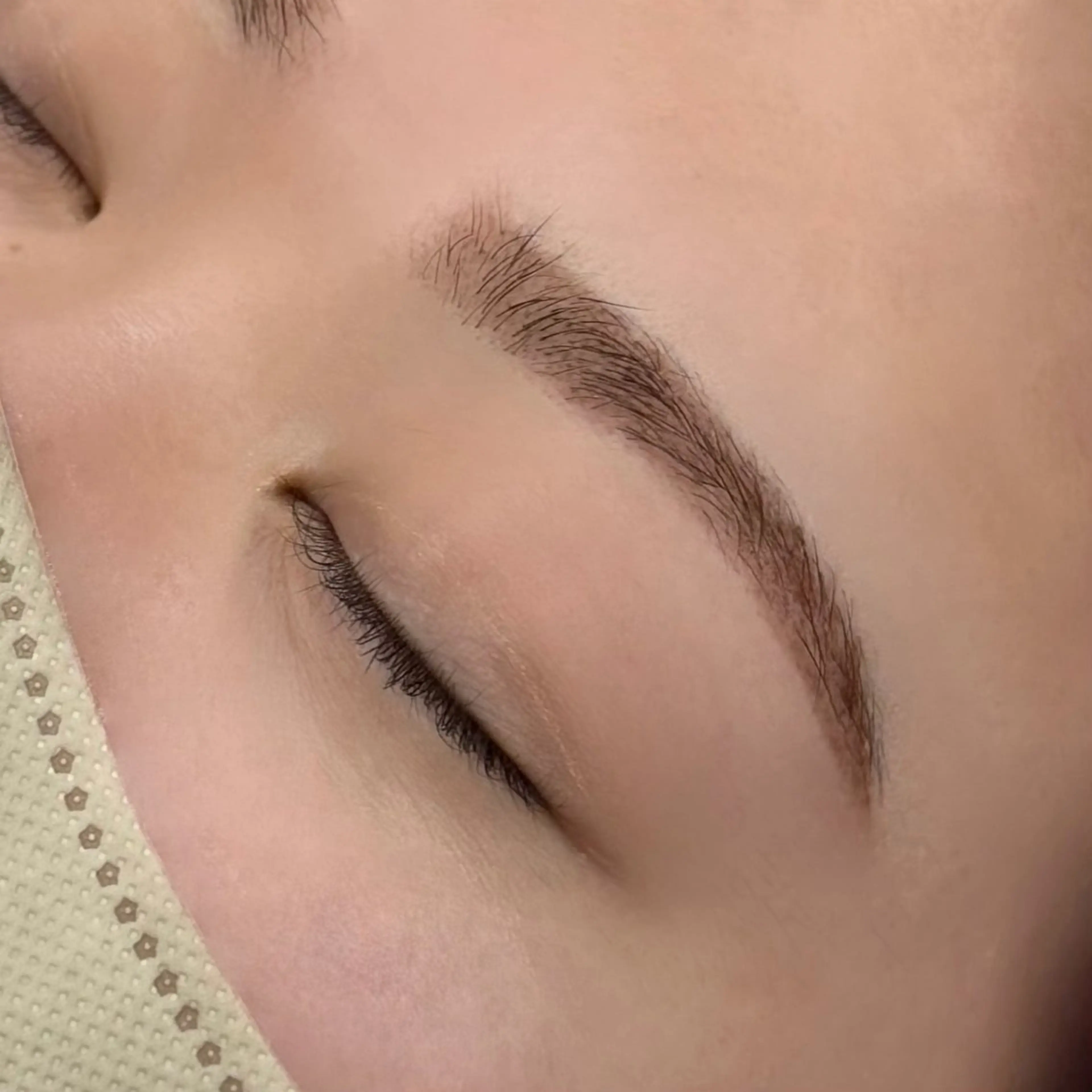 アイブロウ 今田 莉心のマツエク・マツパデザイン