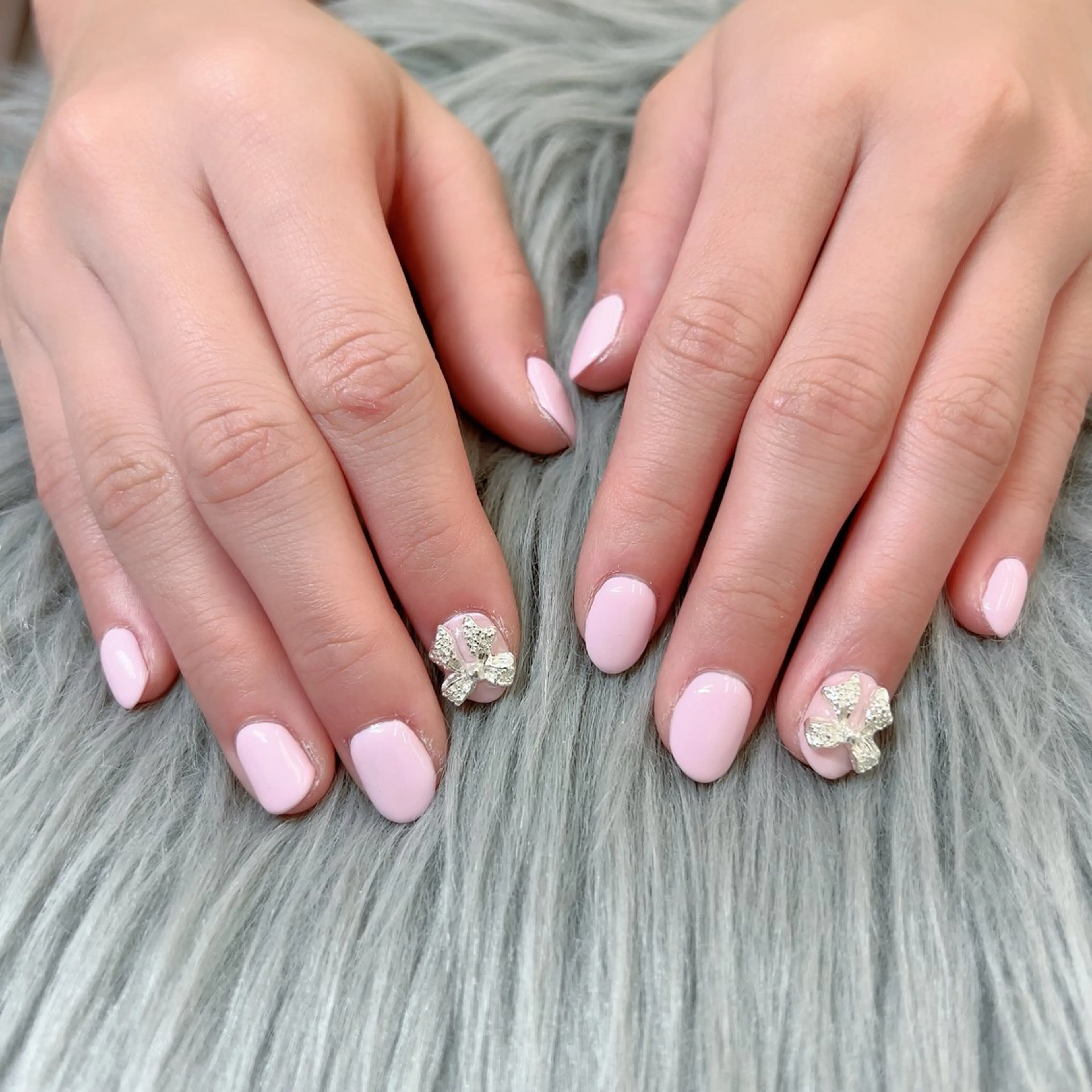 ネイル シルバー ハンドネイル Bianca立川店 saitoのネイルデザイン