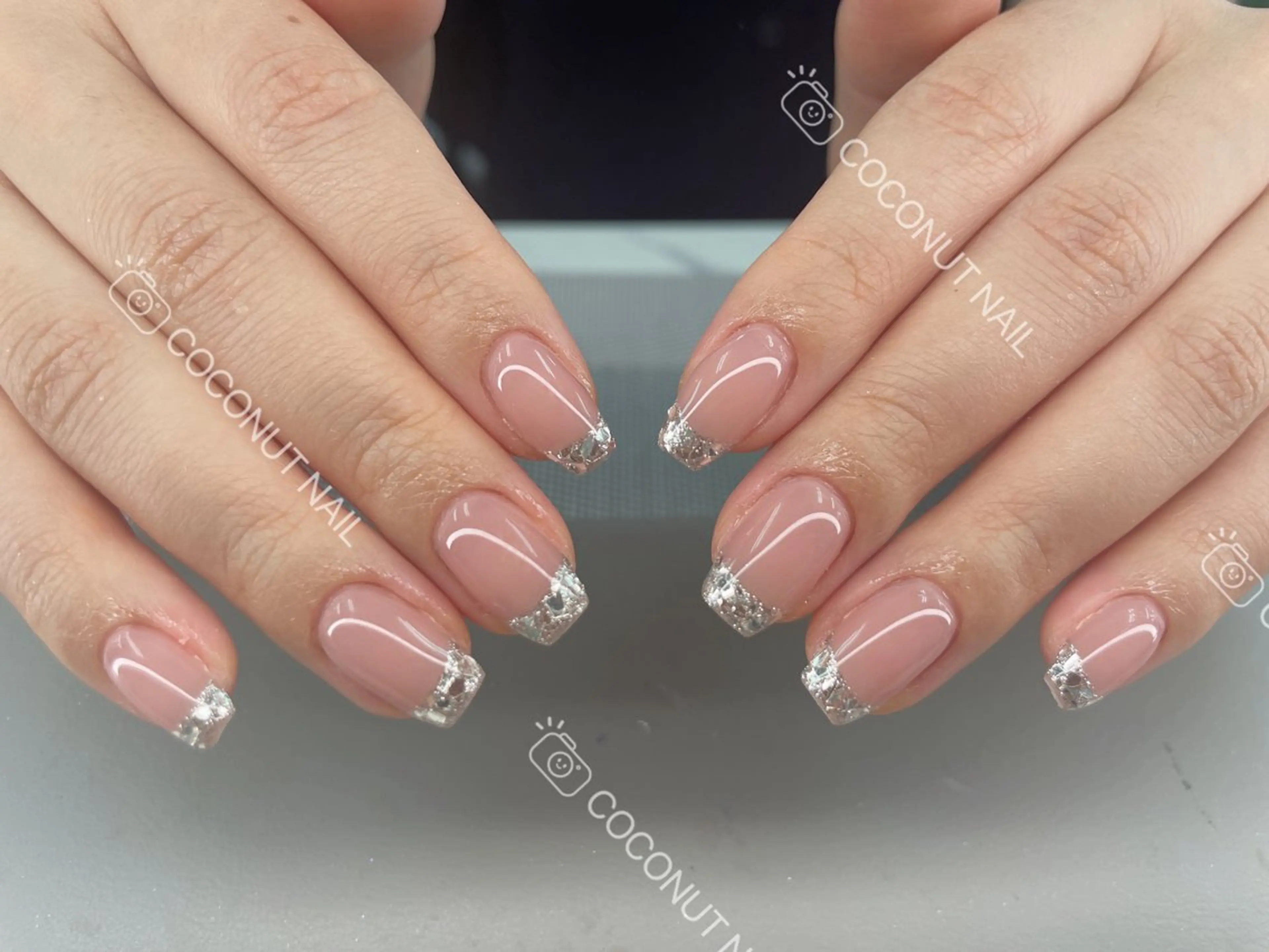 ネイル ハンドネイル 神田 ココナッツのネイルデザイン