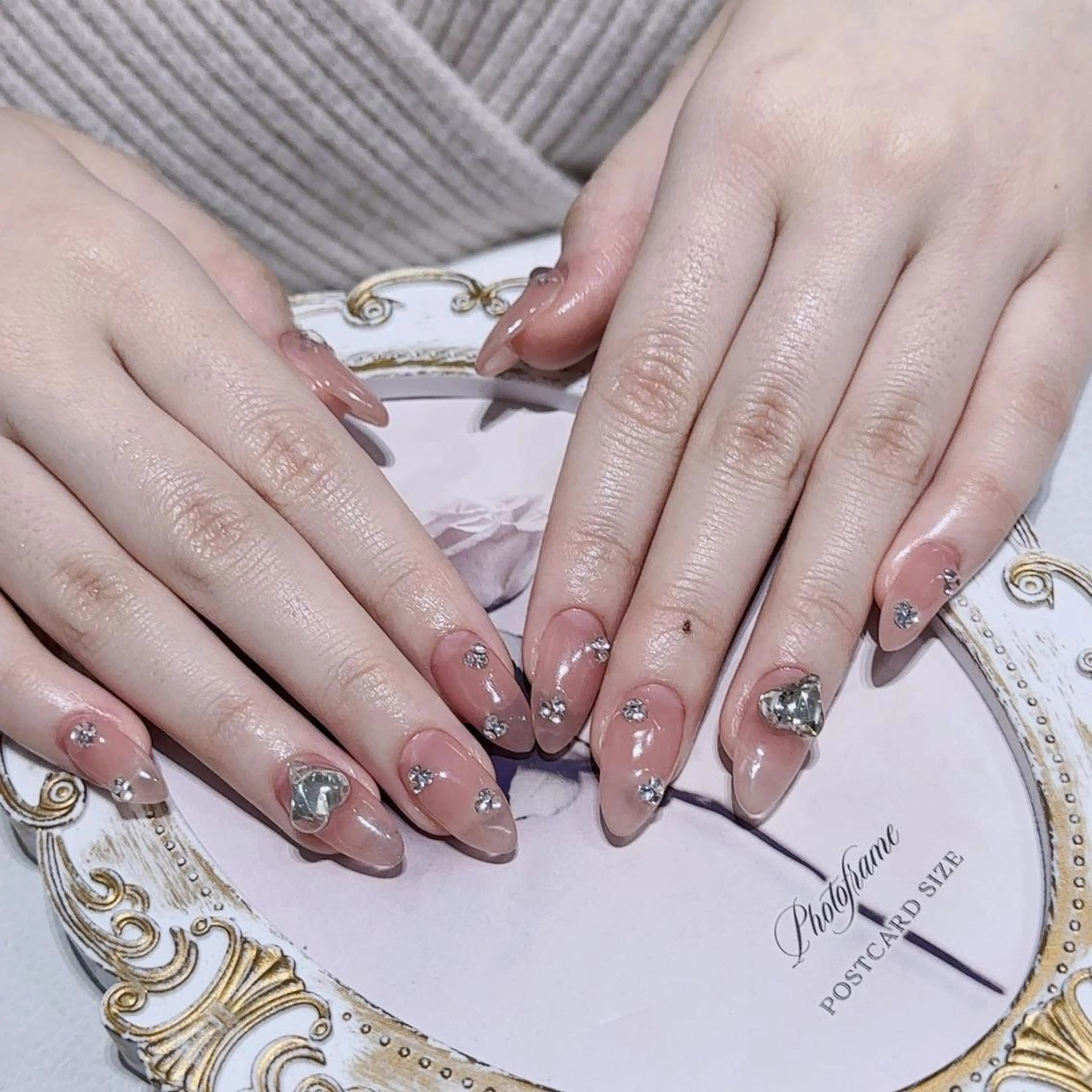 ネイル ネイルチップ Queens PUPUのネイルデザイン