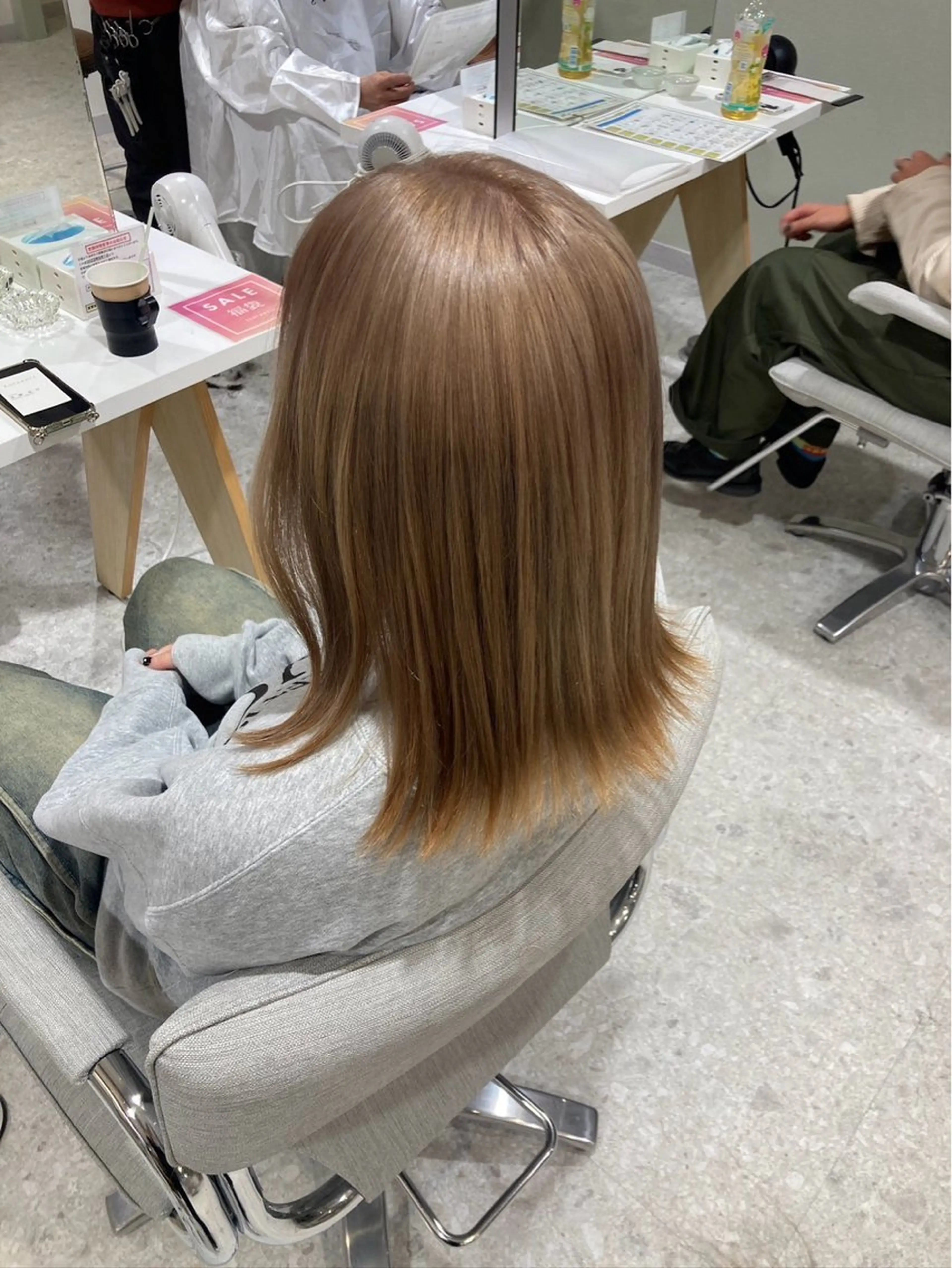 【ご新規様限定】☀️ミニモ特別価格☀️カット＋オーガニックカラー＋髪質改善TRの写真