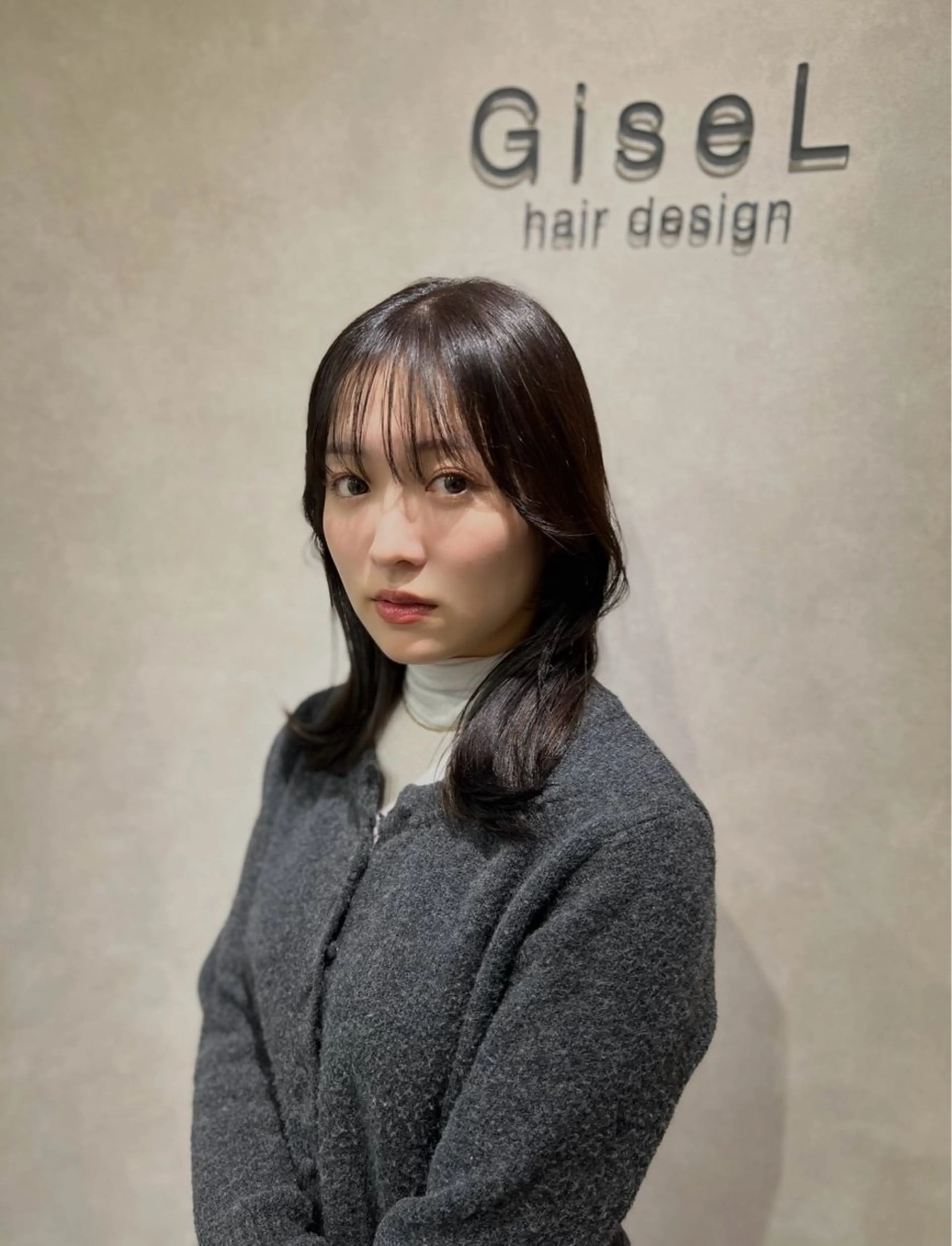 ミディアム カラー 黒髪 ブリーチ 透明感カラー 顔周りカット レイヤーカット 透明感/レイヤー 🇰🇷tomonaのヘアスタイル