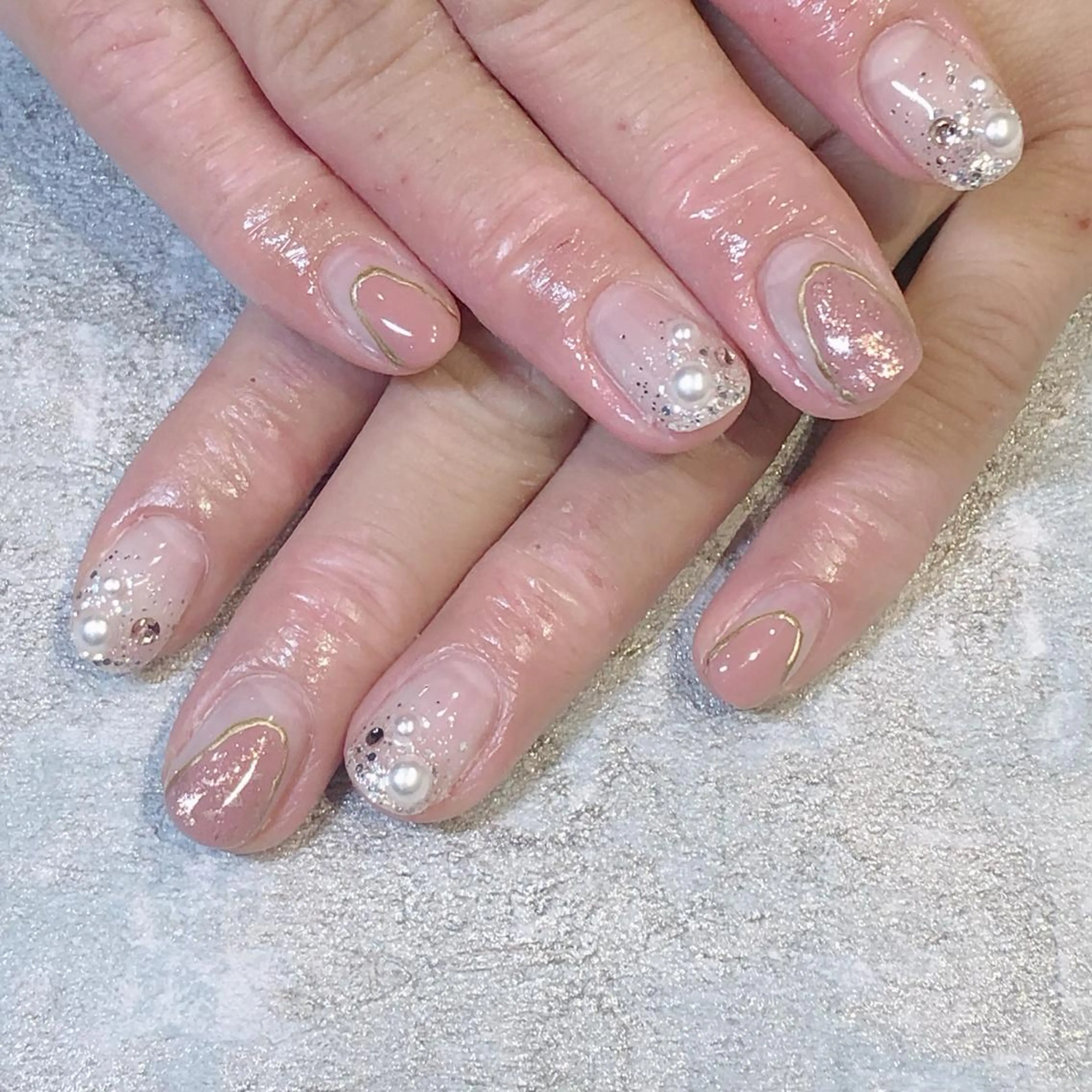 ネイル LUANA 〜Eyelash&Nail〜所属・長崎 真帆のネイルデザイン