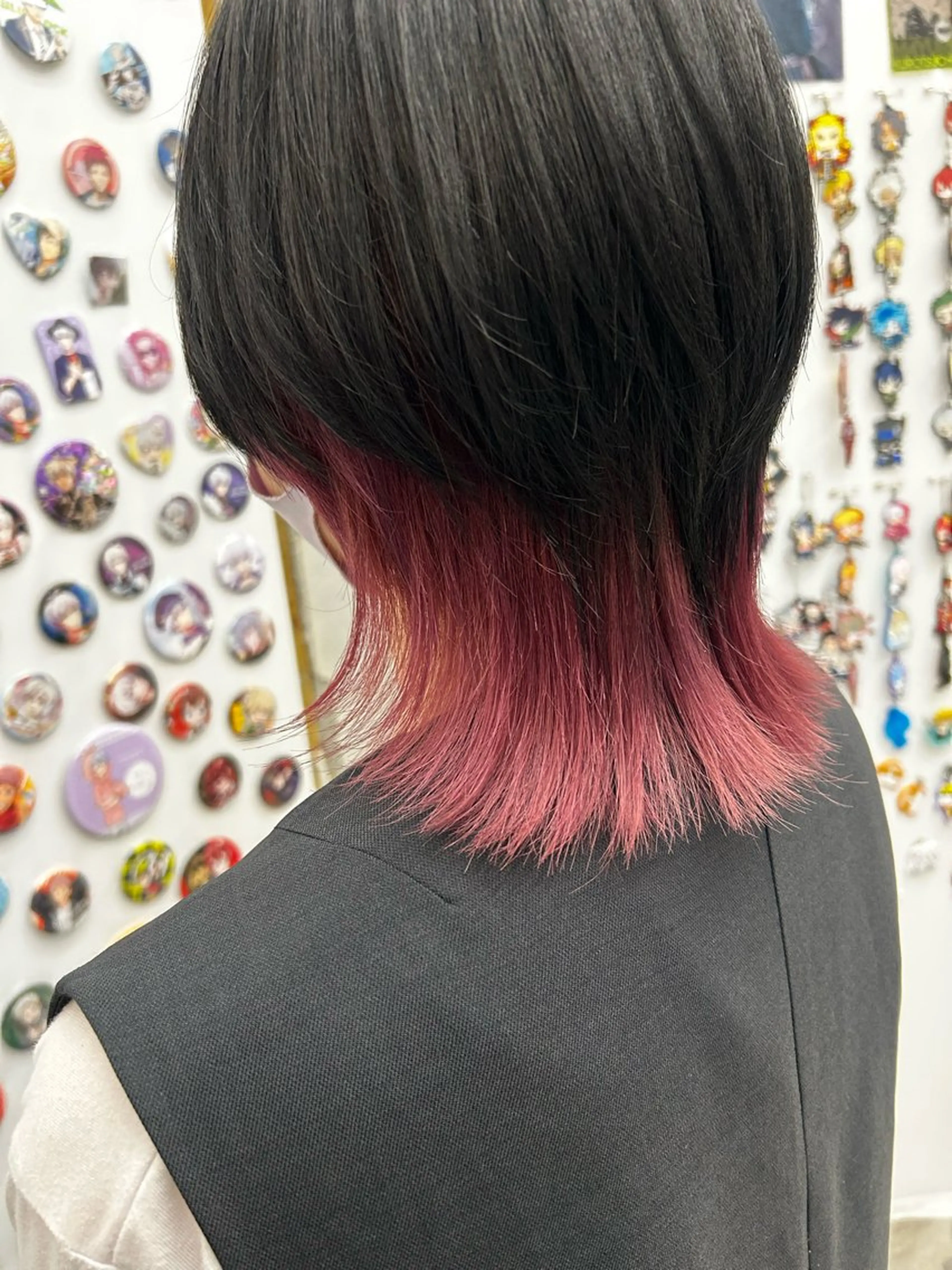 ミディアム カラー ブリーチ ケアブリーチ インナーカラー ウルフカット ヘアカラー トリートメント 推しカラー オタク美容師 山本のヘアスタイル