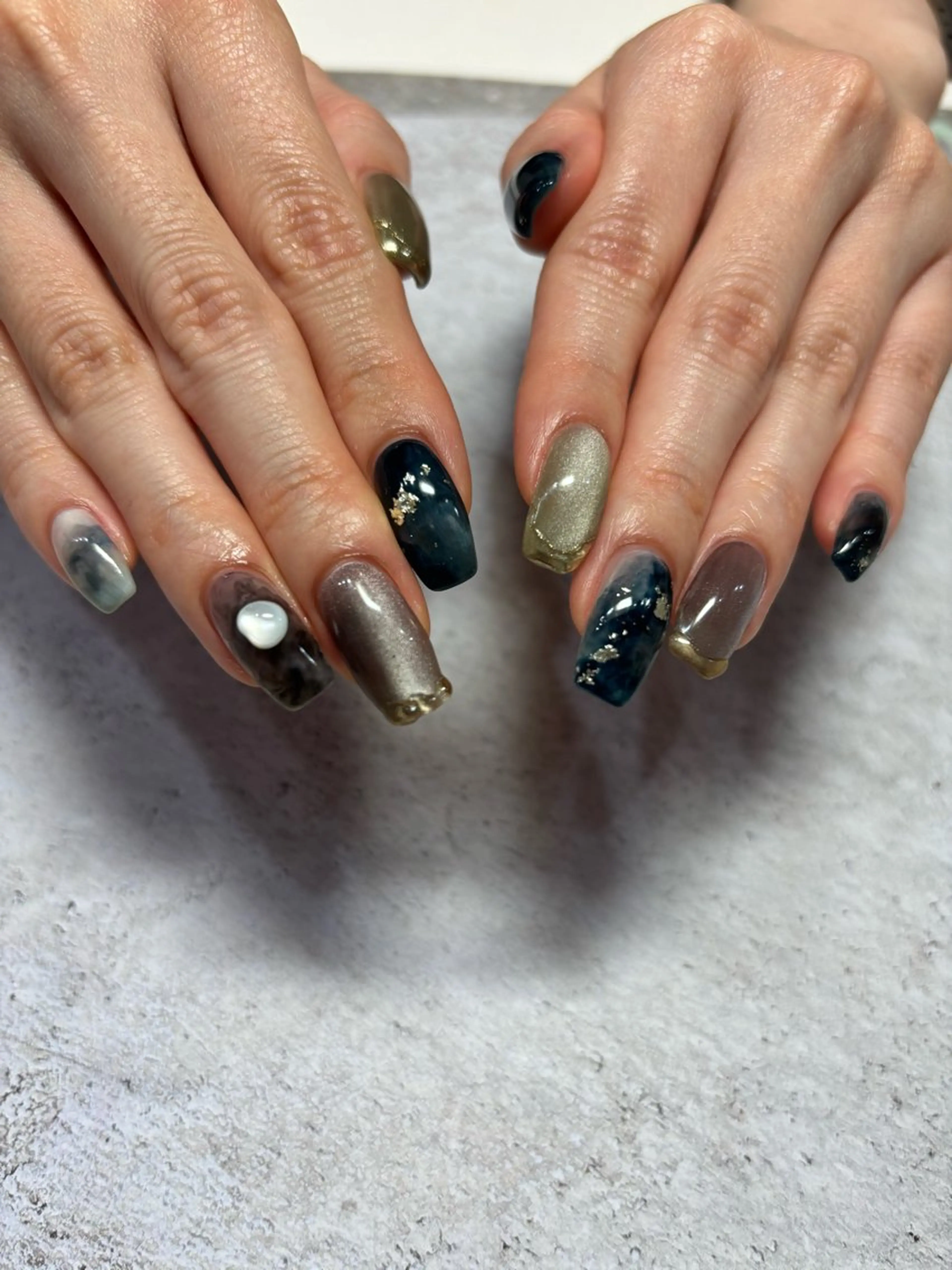 ネイル ハンドネイル 【LINON】 airiのネイルデザイン