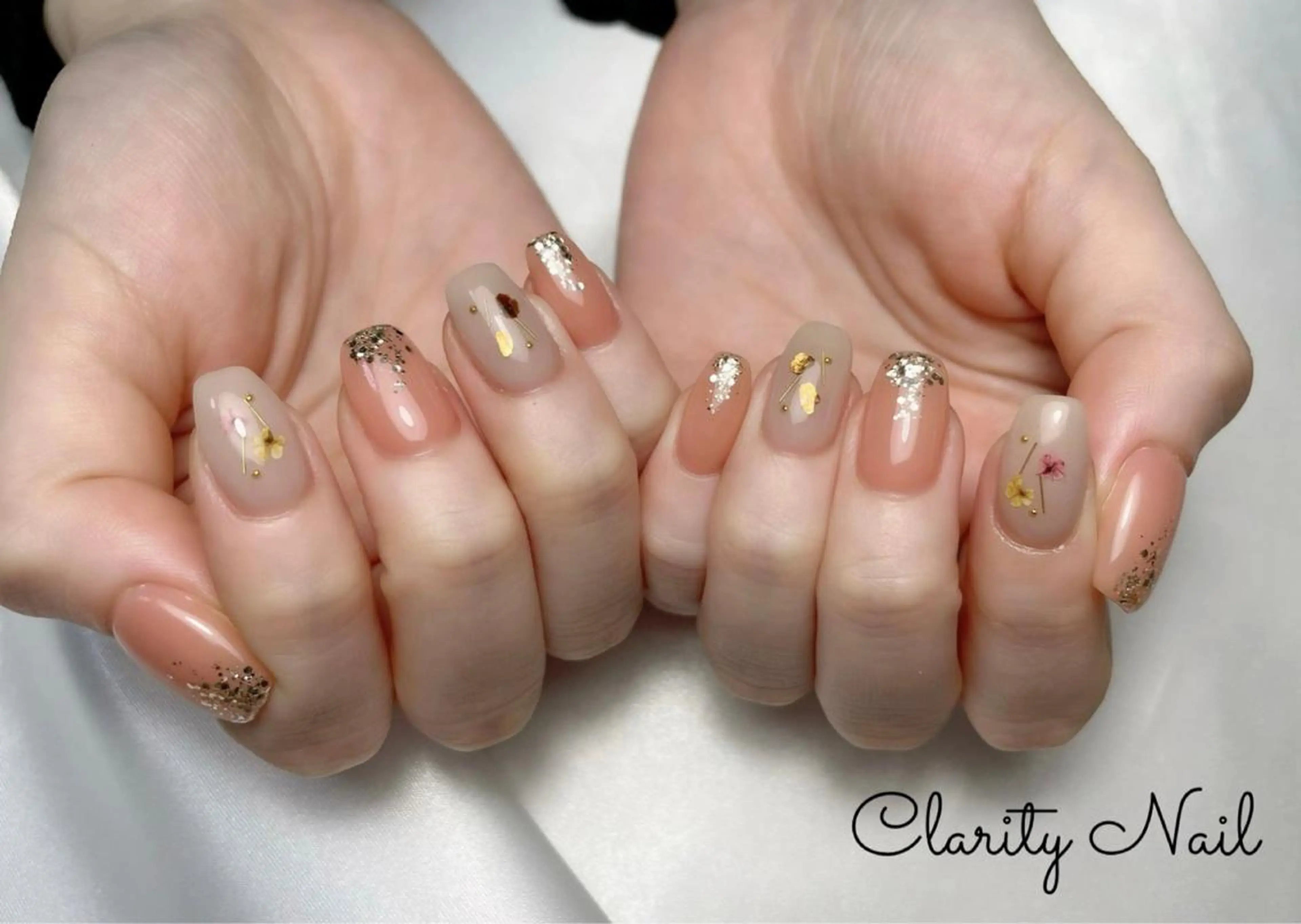 ネイル ハンドネイル Clarity Nailのネイルデザイン