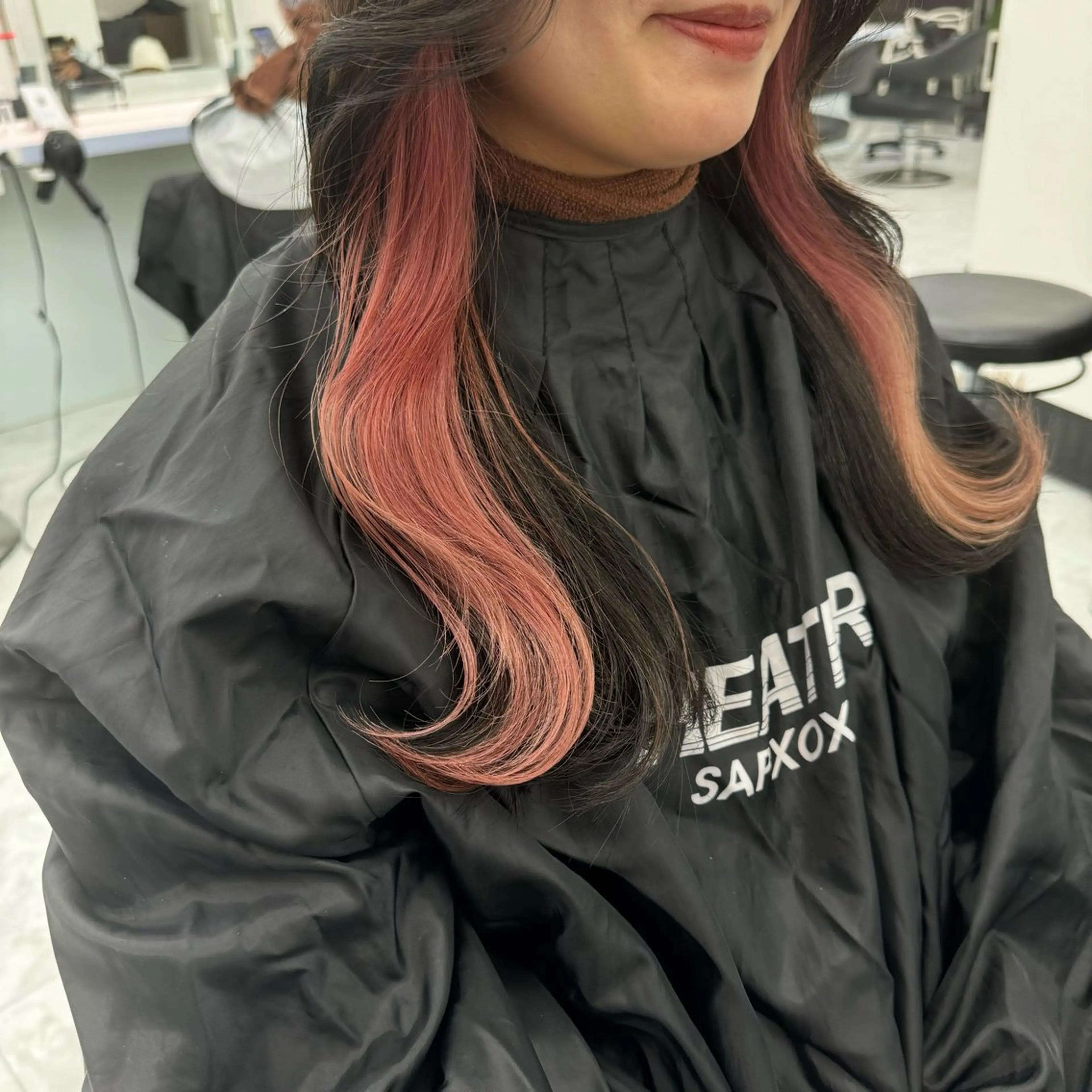 ロング カラー ヘアカラー トリートメント ヘッドスパ ヘアセット 韓国スタイル🇰🇷 トレンドレイヤー🪡のヘアスタイル