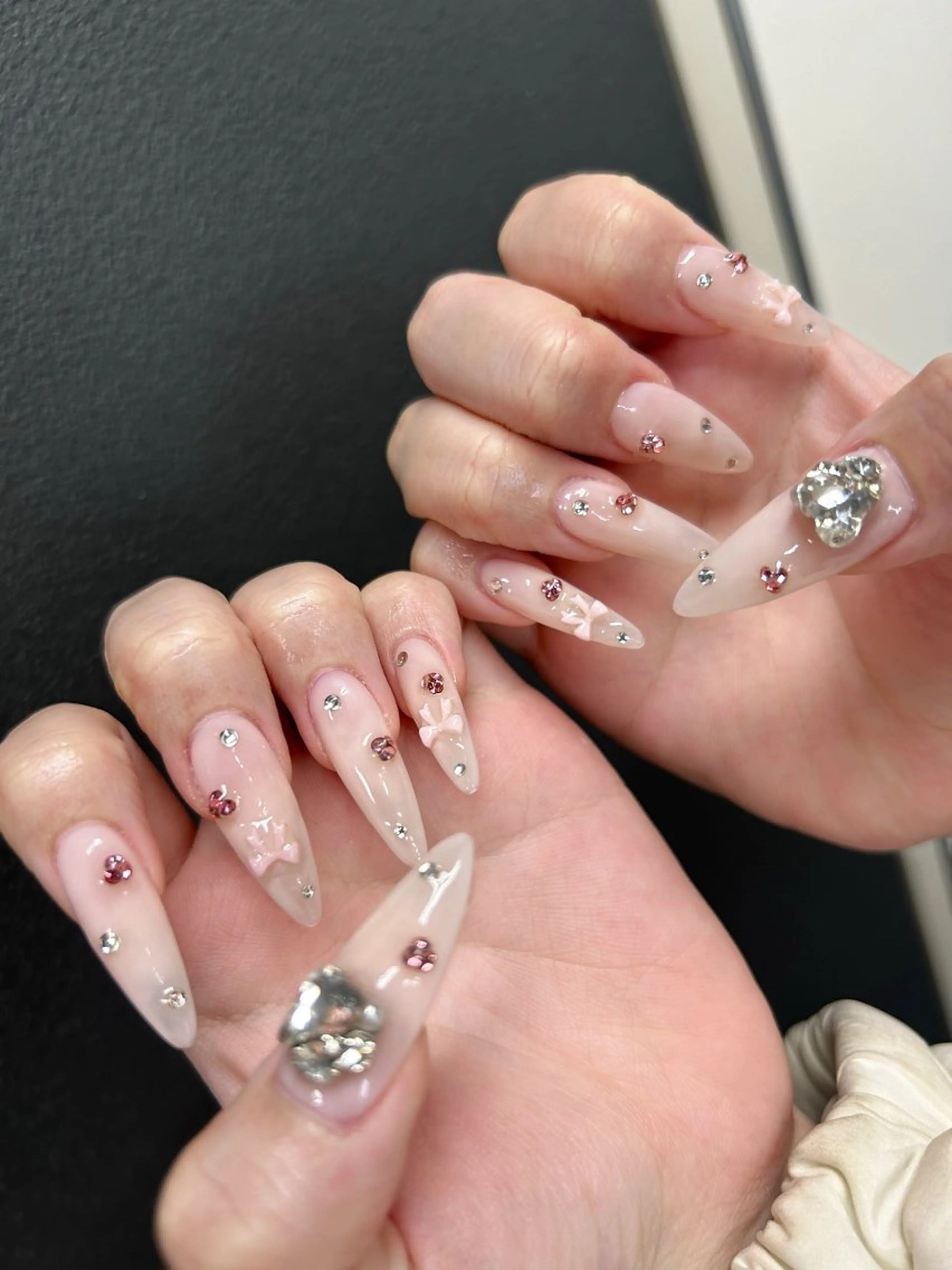 ネイル 韓国ネイル 持ち込み ニュアンスネイル ネイルチップ 冬ネイル LISA ANA.CHUOのネイルデザイン