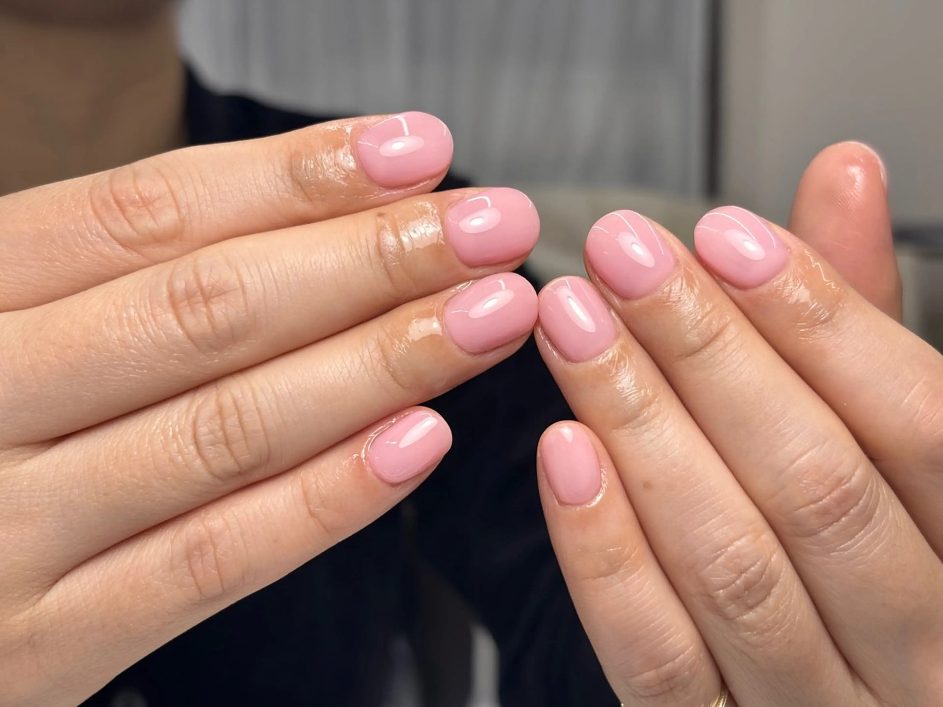 ショート ハンドネイル トゥー フエンのネイルデザイン