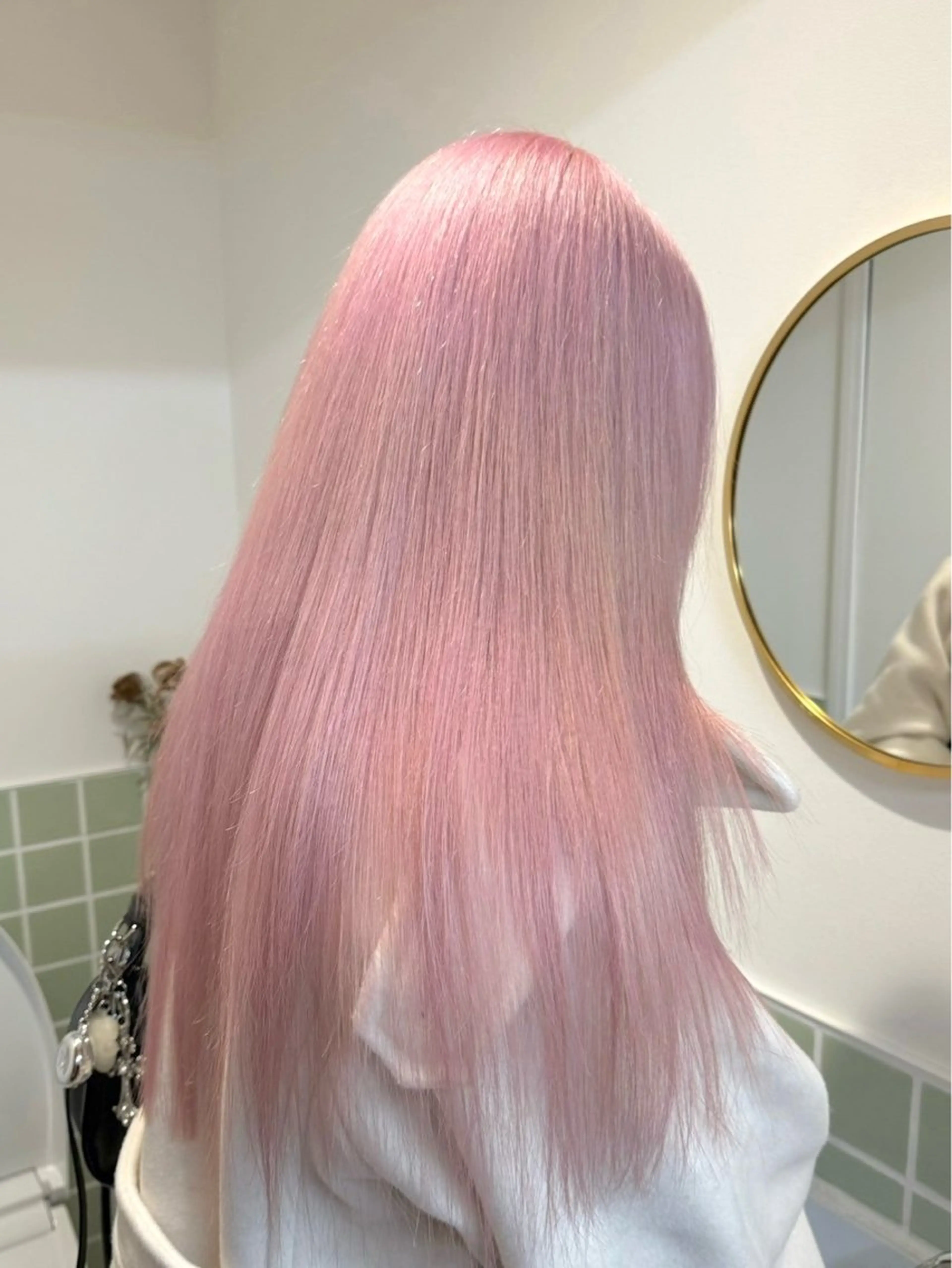 ロング カラー アッシュ ベージュカラー ブリーチ ケアブリーチ ダブルカラー カット ヘアカラー トリートメント nico TOKYO 渋谷所属・ブリーチ　ハイトーン 特化🌈フジタハルキのヘアスタイル