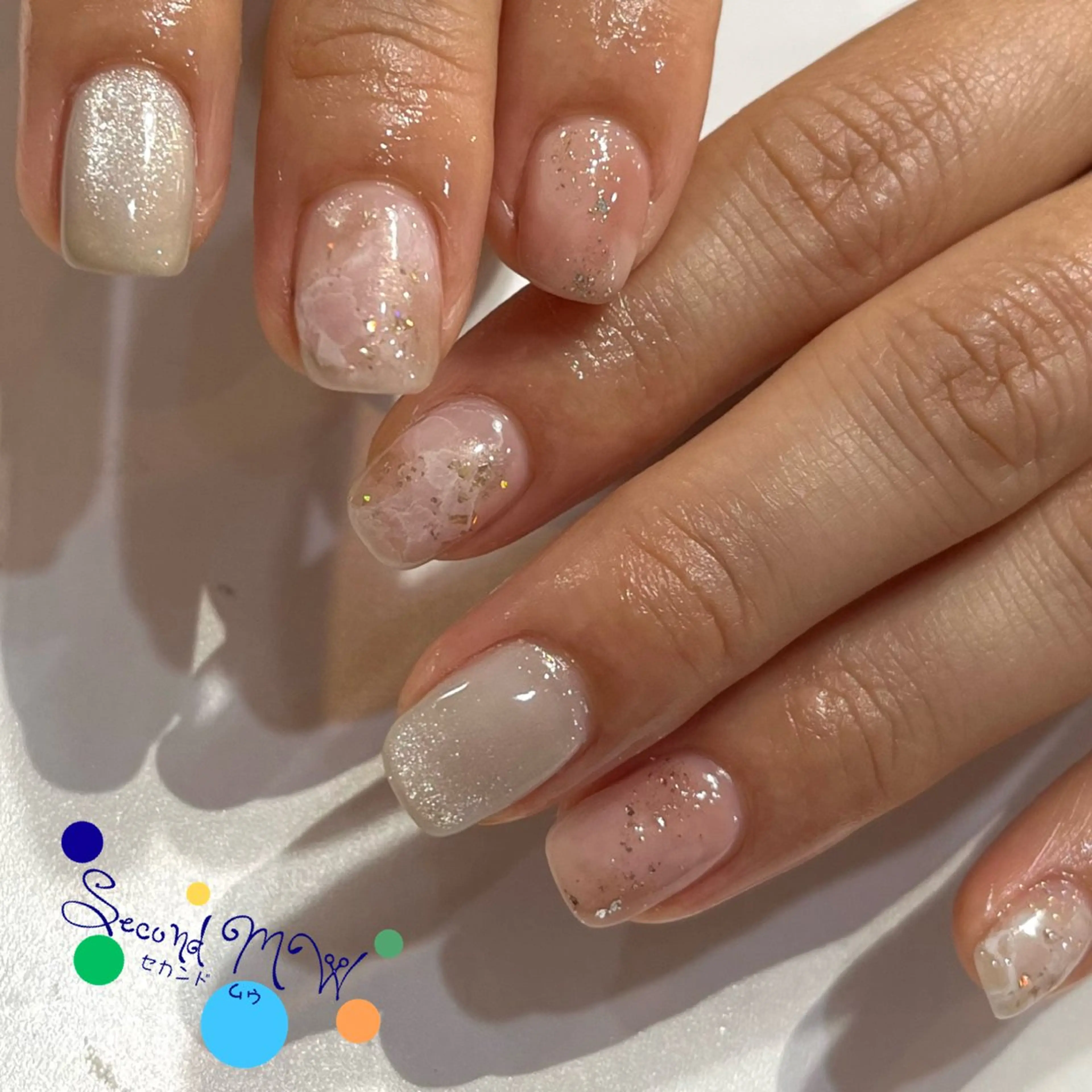 ネイル マグネットネイル ニュアンスネイル シンプルネイル ハンドネイル SecondMW _nail 　川連のネイルデザイン