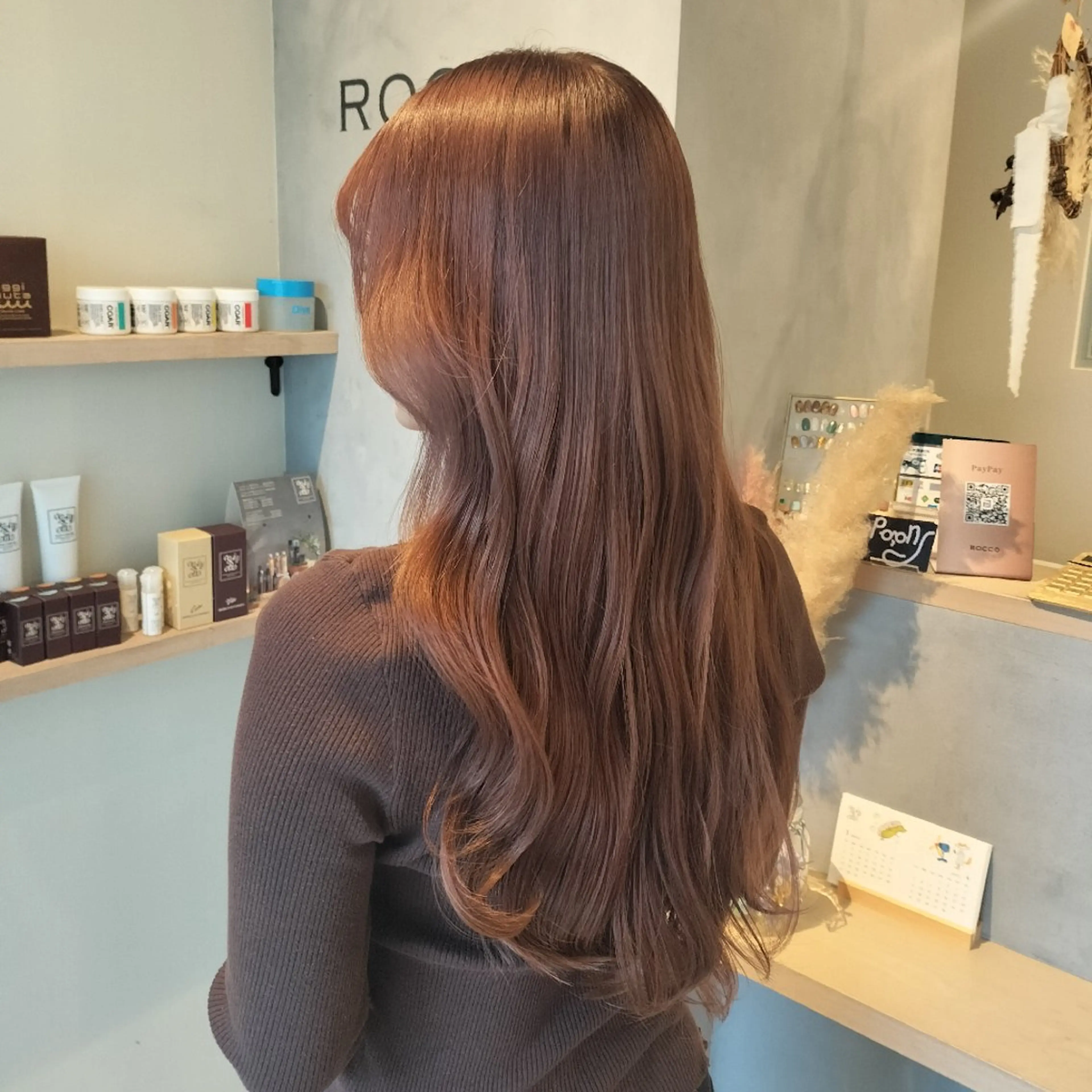 カラー HINAKO/ ROCCOのヘアスタイル