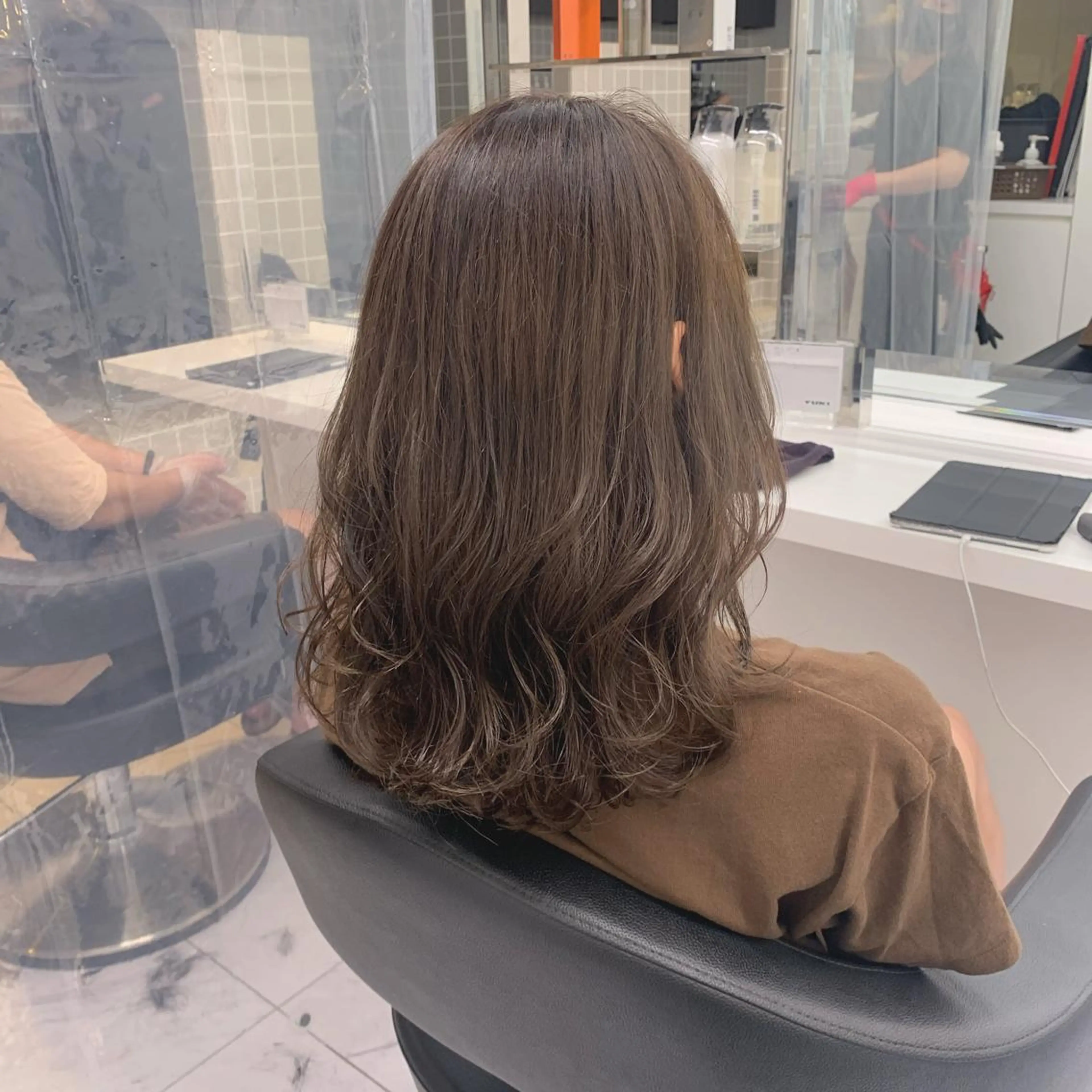 ミディアム カラー ヘアアレンジ ブリーチ ブリーチなしカラー 美髪矯正/透明感カラ ー🫧YUUKI🫧のヘアスタイル