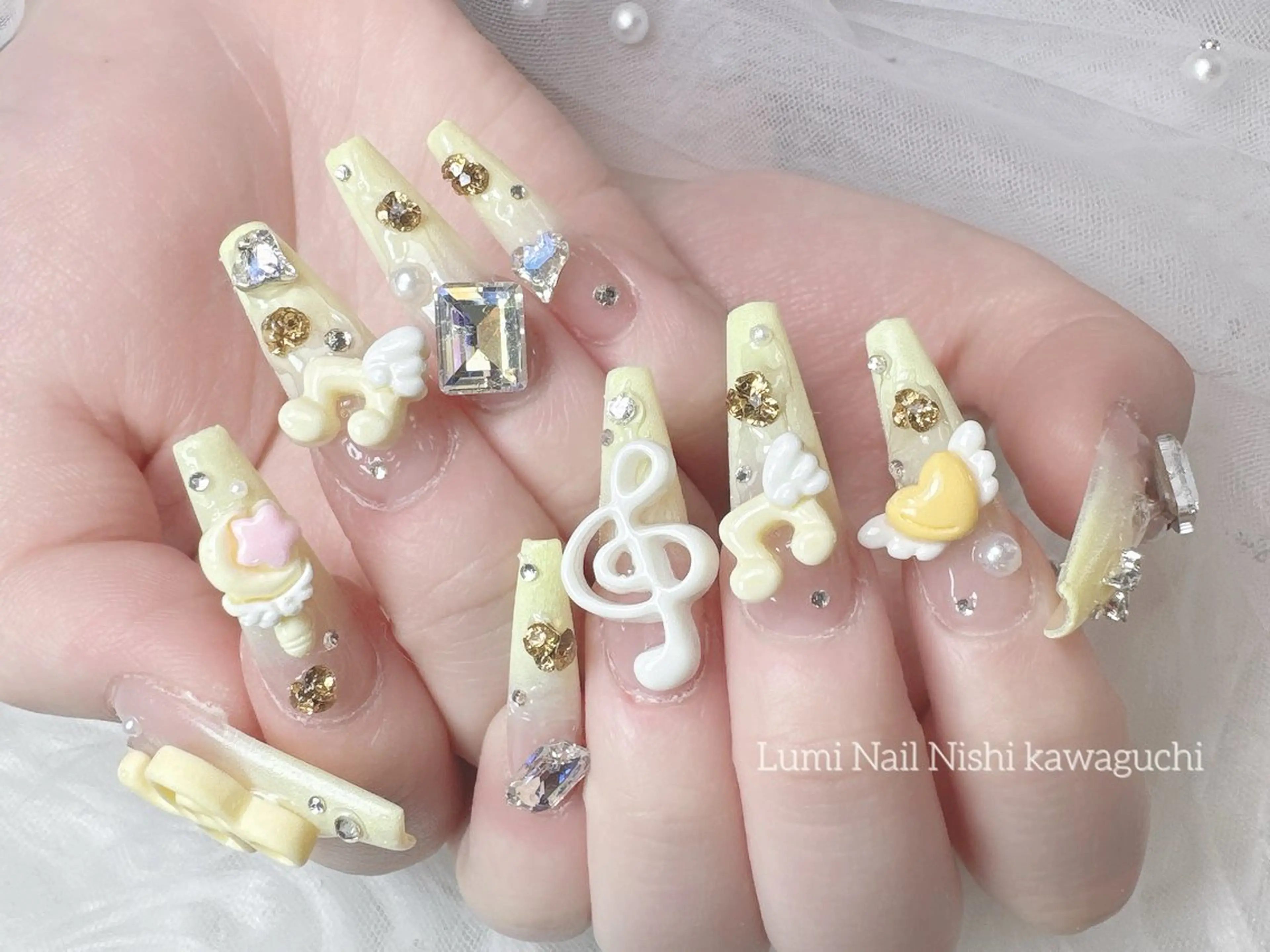 ネイル フットネイル ジェルネイル キラキラネイル オフィスネイル ピンク ハンドネイル Lumi Nail Salonのネイルデザイン