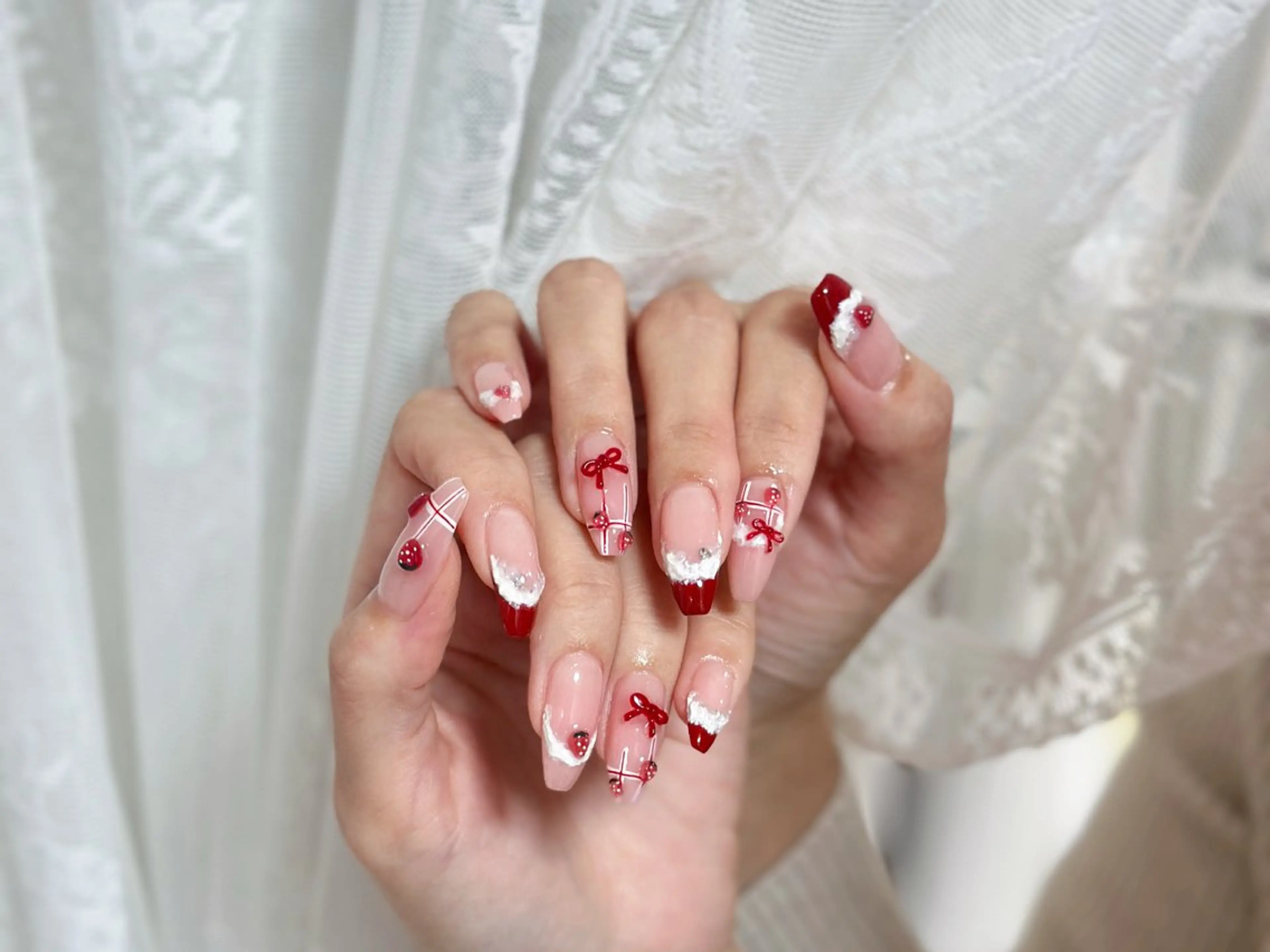 ネイル アートネイル オーロラネイル チークネイル フレンチネイル ガラスフレンチ ハンドネイル 🎀🎀YooLi Nail Salonのネイルデザイン