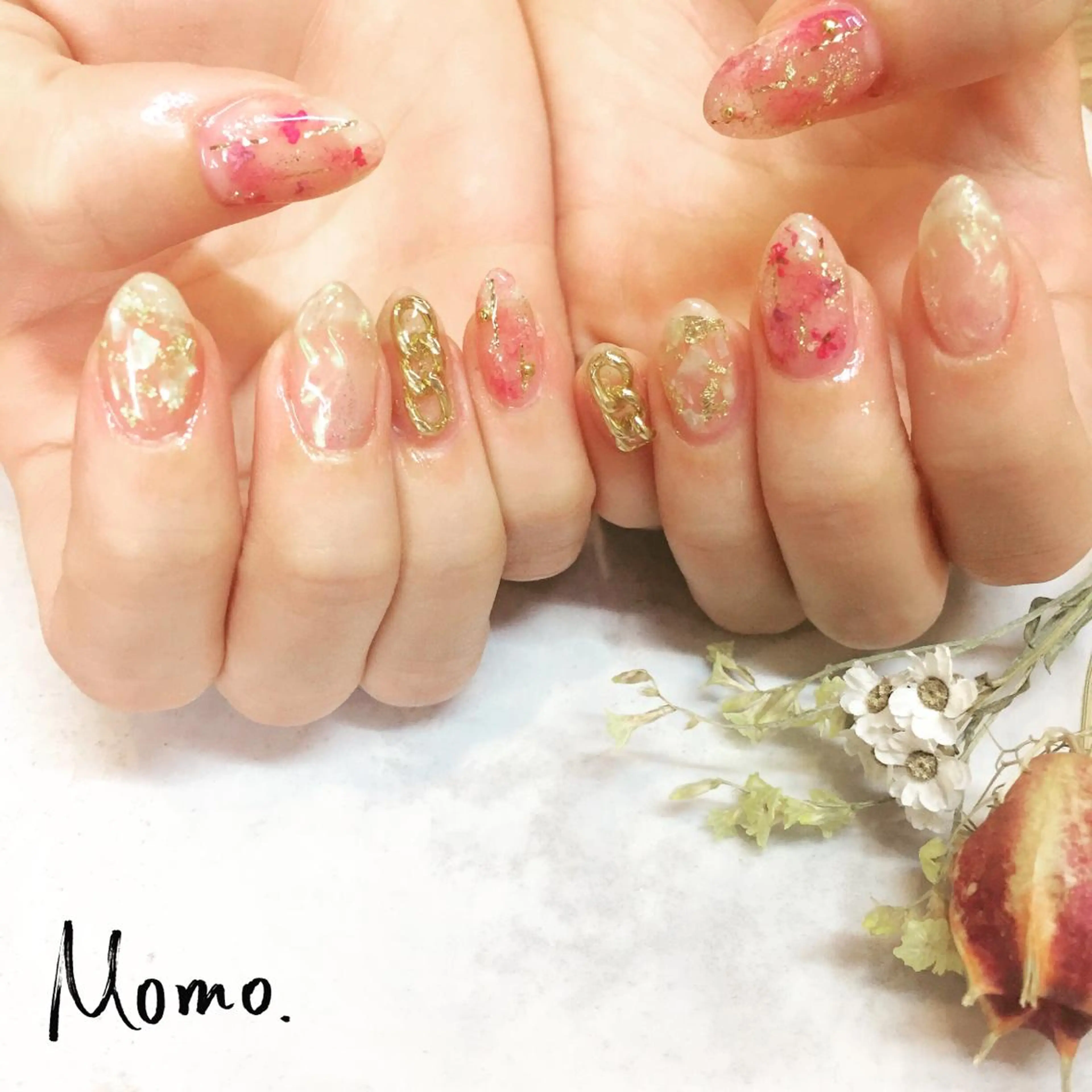 ネイル M O M Oのネイルデザイン