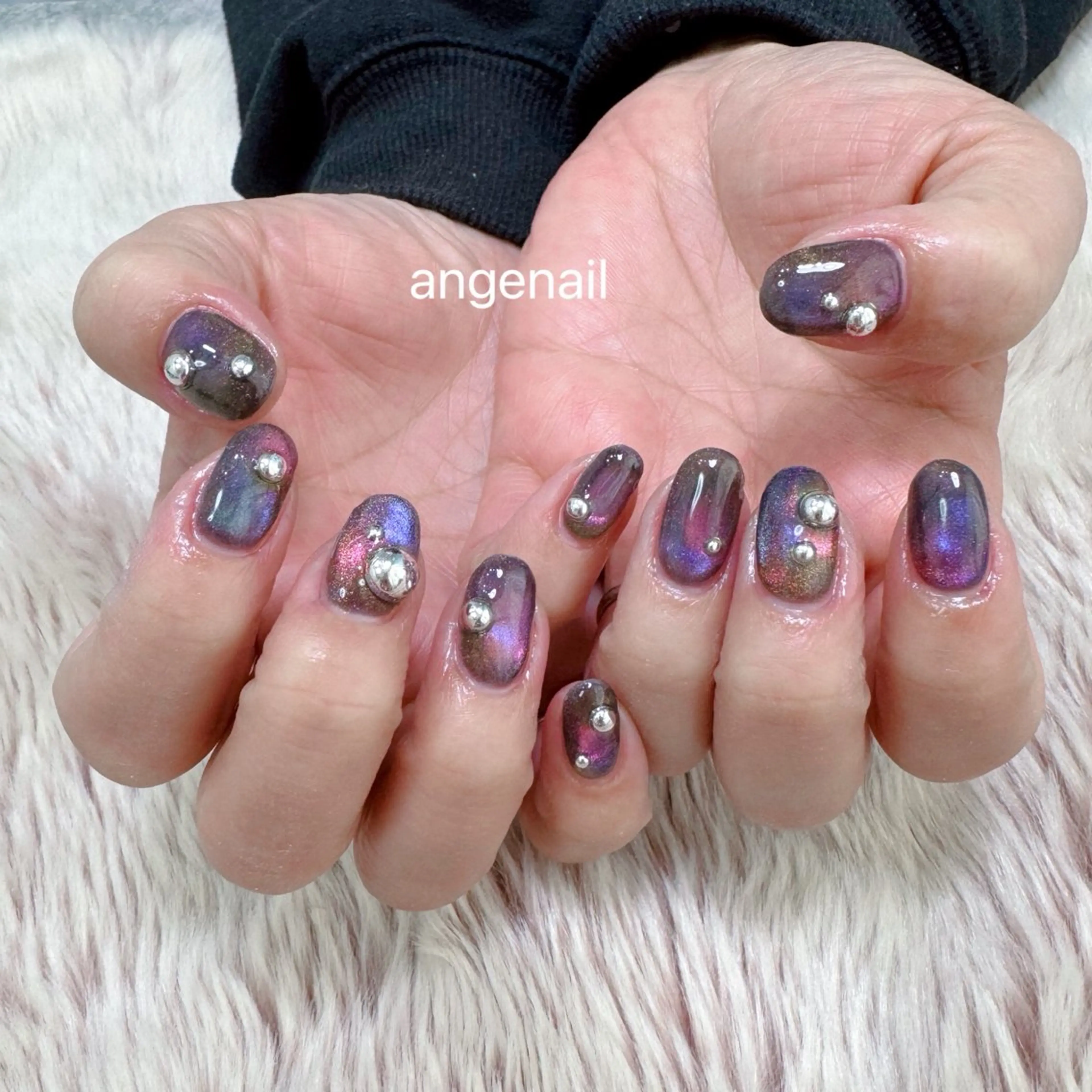 ネイル ハンドネイル オーナーネイリスト MAKIのネイルデザイン