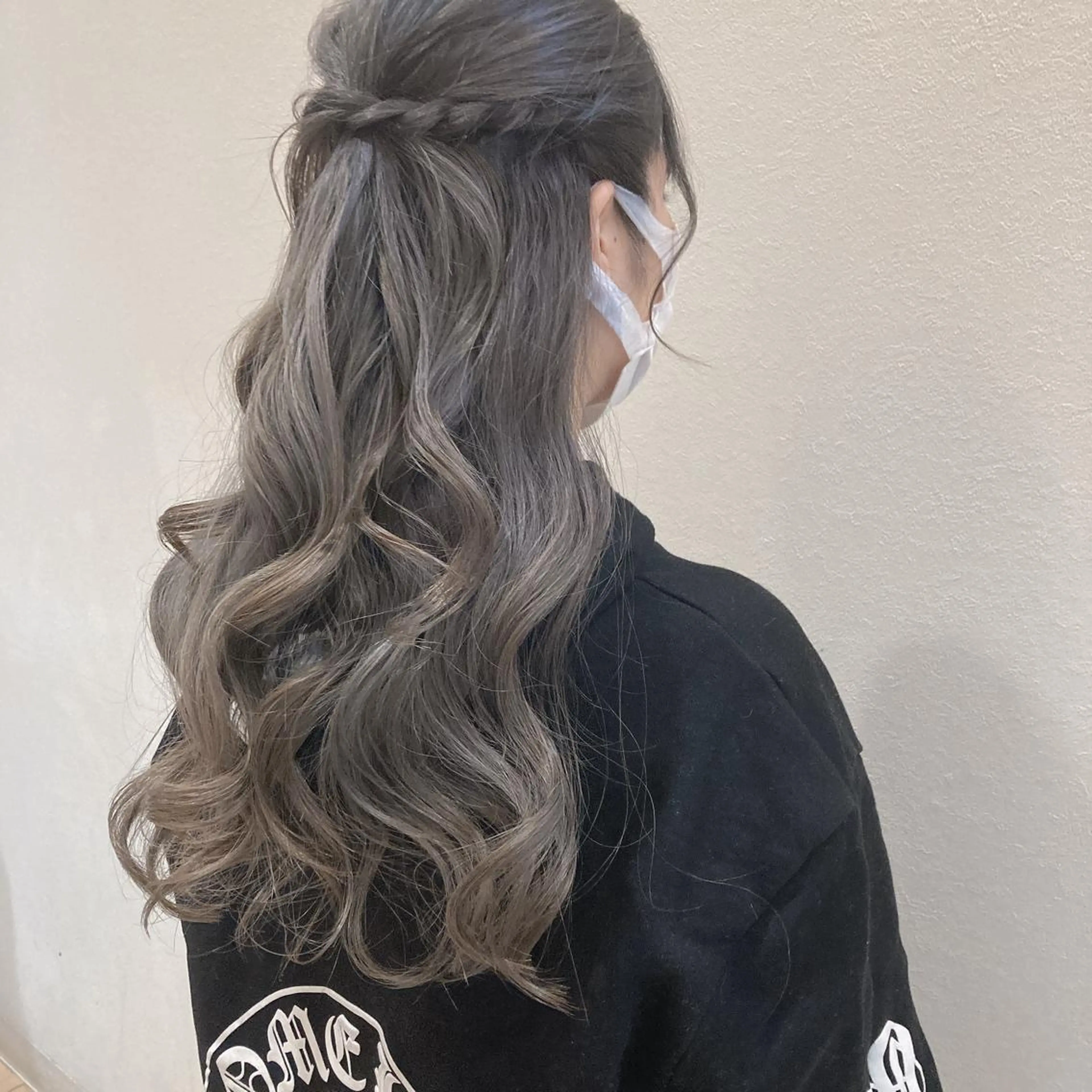 ロング カラー ヘアアレンジ 🕊mtm🫧梅田/ 定額制/透明感/艶髪のヘアスタイル