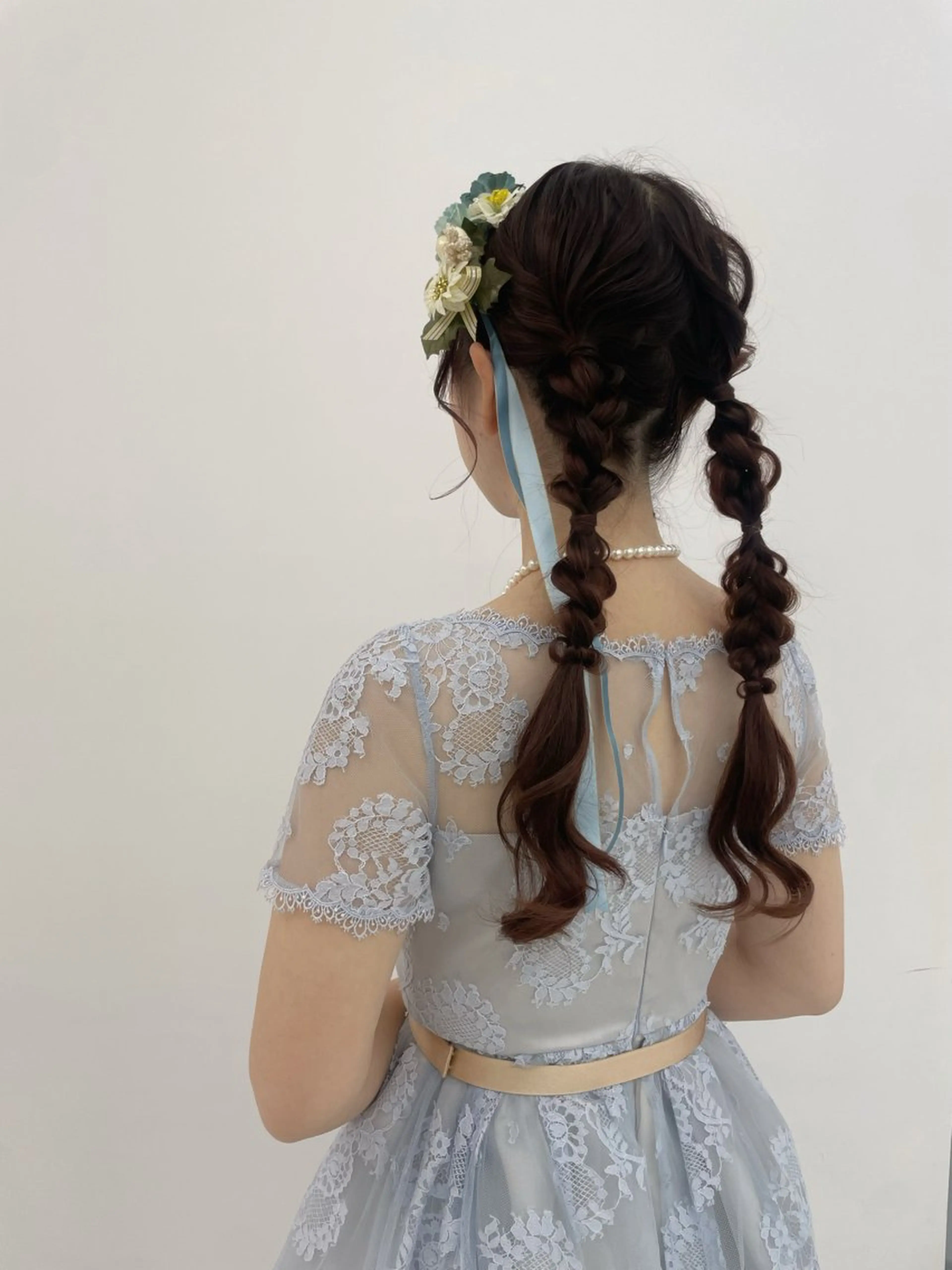 ロング ヘアアレンジ ツインテール カチューシャ CARELLY Rukaのマツエク・マツパデザイン