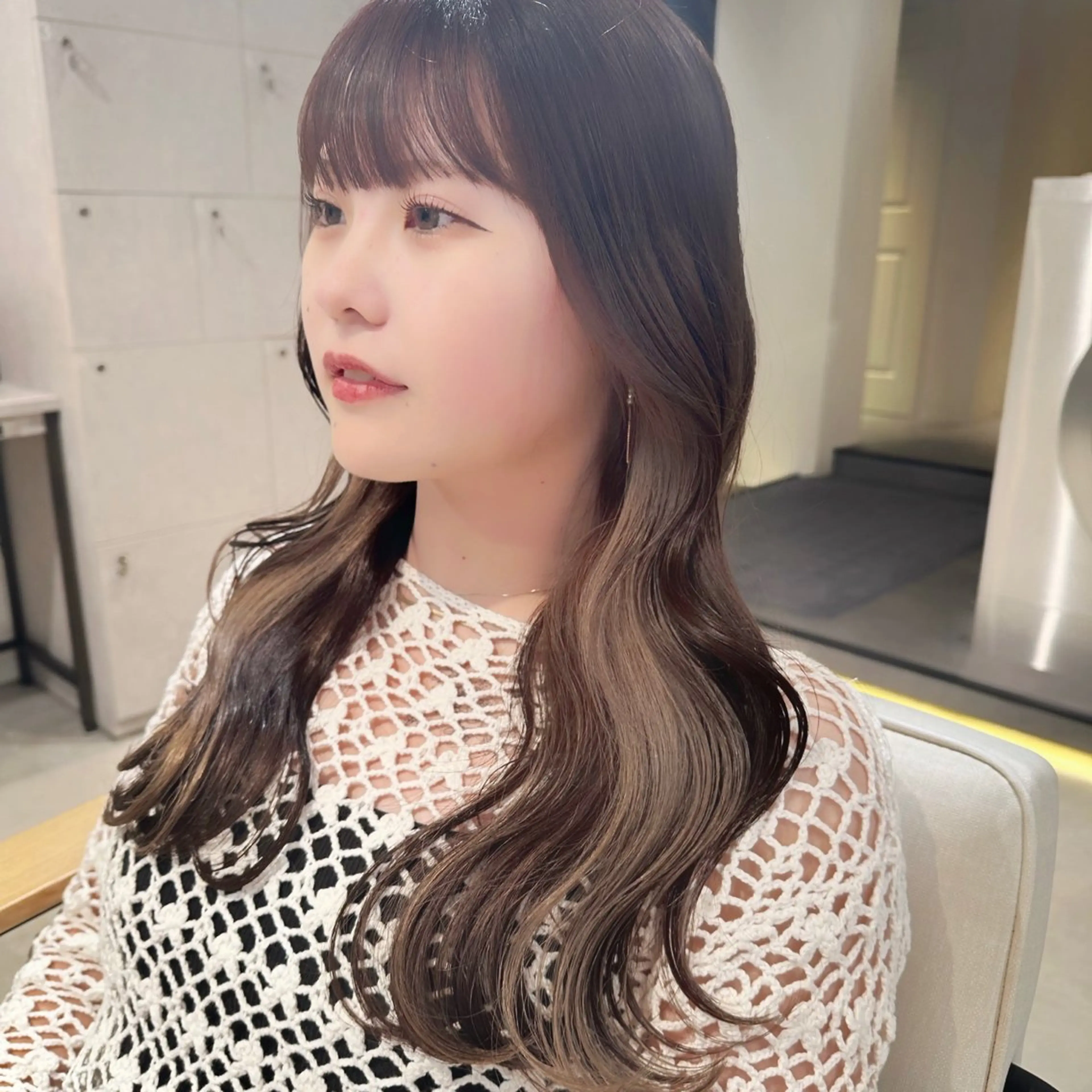 ロング カラー ベージュカラー ブリーチ ケアブリーチ ダブルカラー イヤリングカラー ブリーチ/ハイトーン 艶カラー/ユリナのヘアスタイル