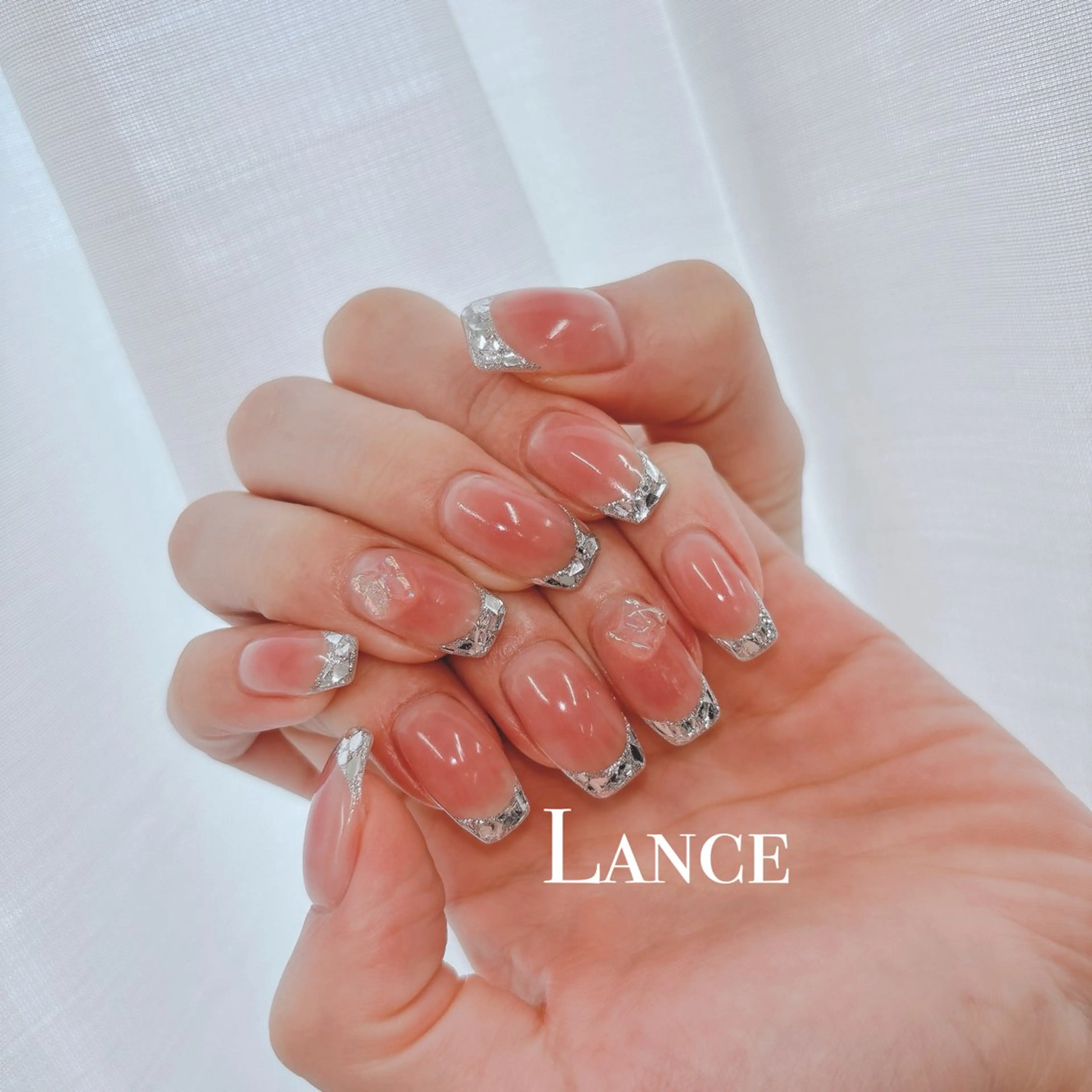 ネイル オーロラネイル ブルー フットネイル 氷ネイル・うるうるネイル キラキラネイル Lance nailのネイルデザイン