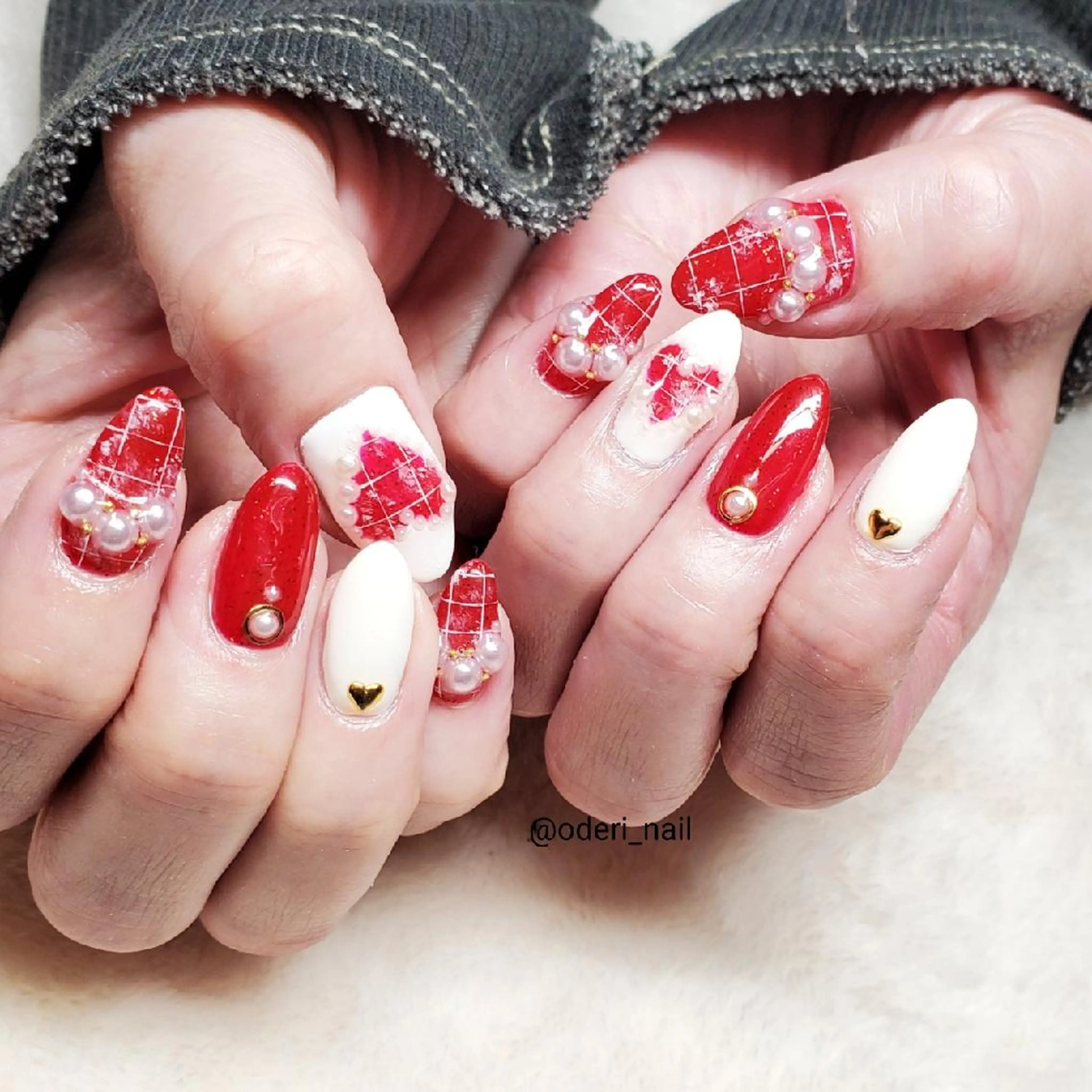 ネイル アートネイル ジェルネイル ハート バレンタイン おで@ oderi_nailのネイルデザイン