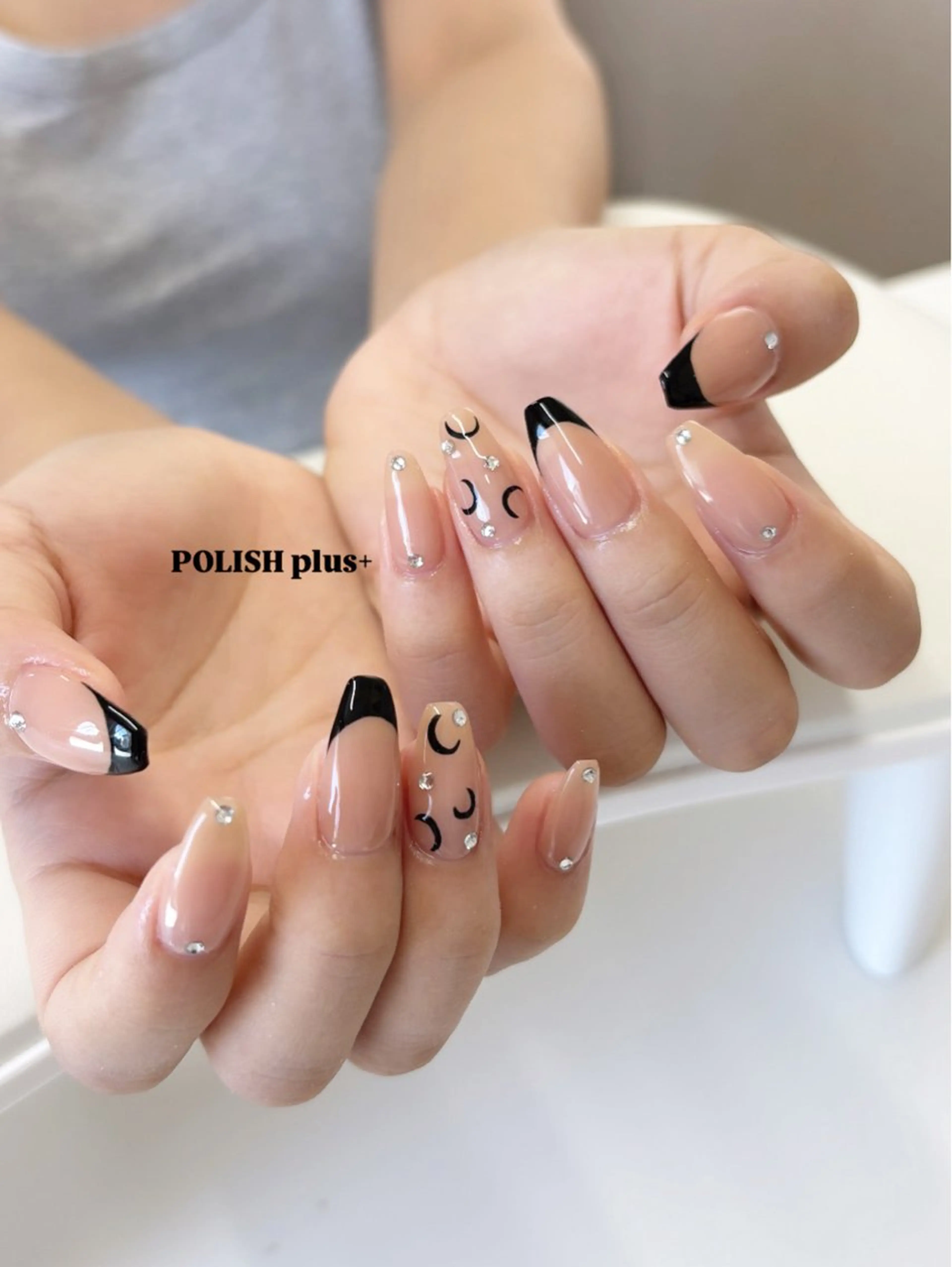 ネイル ハンドネイル フットネイル POLISH サナのネイルデザイン