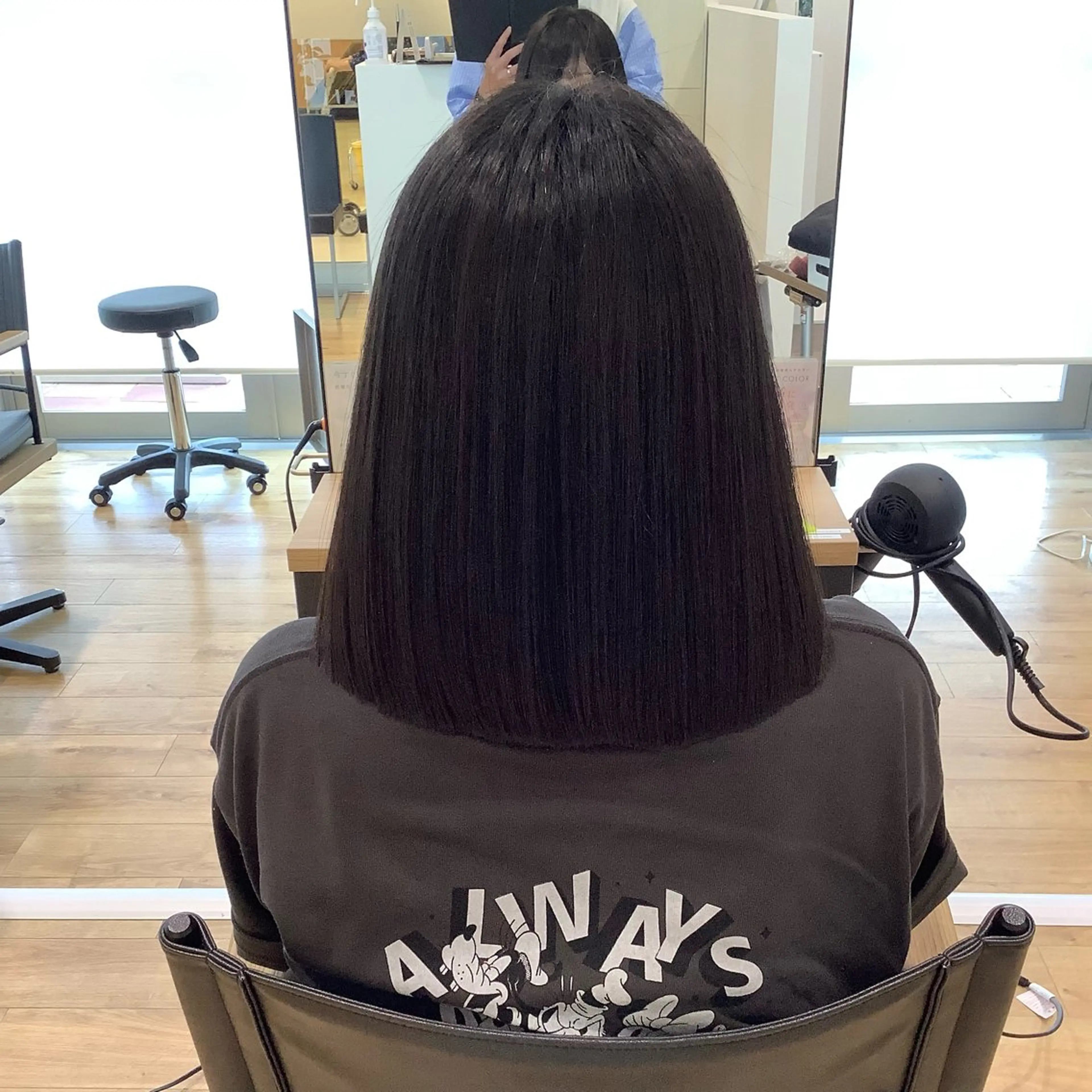 セミロング カラー パーマ エイジングケア特化 美容師✂️山崎竜二のヘアスタイル