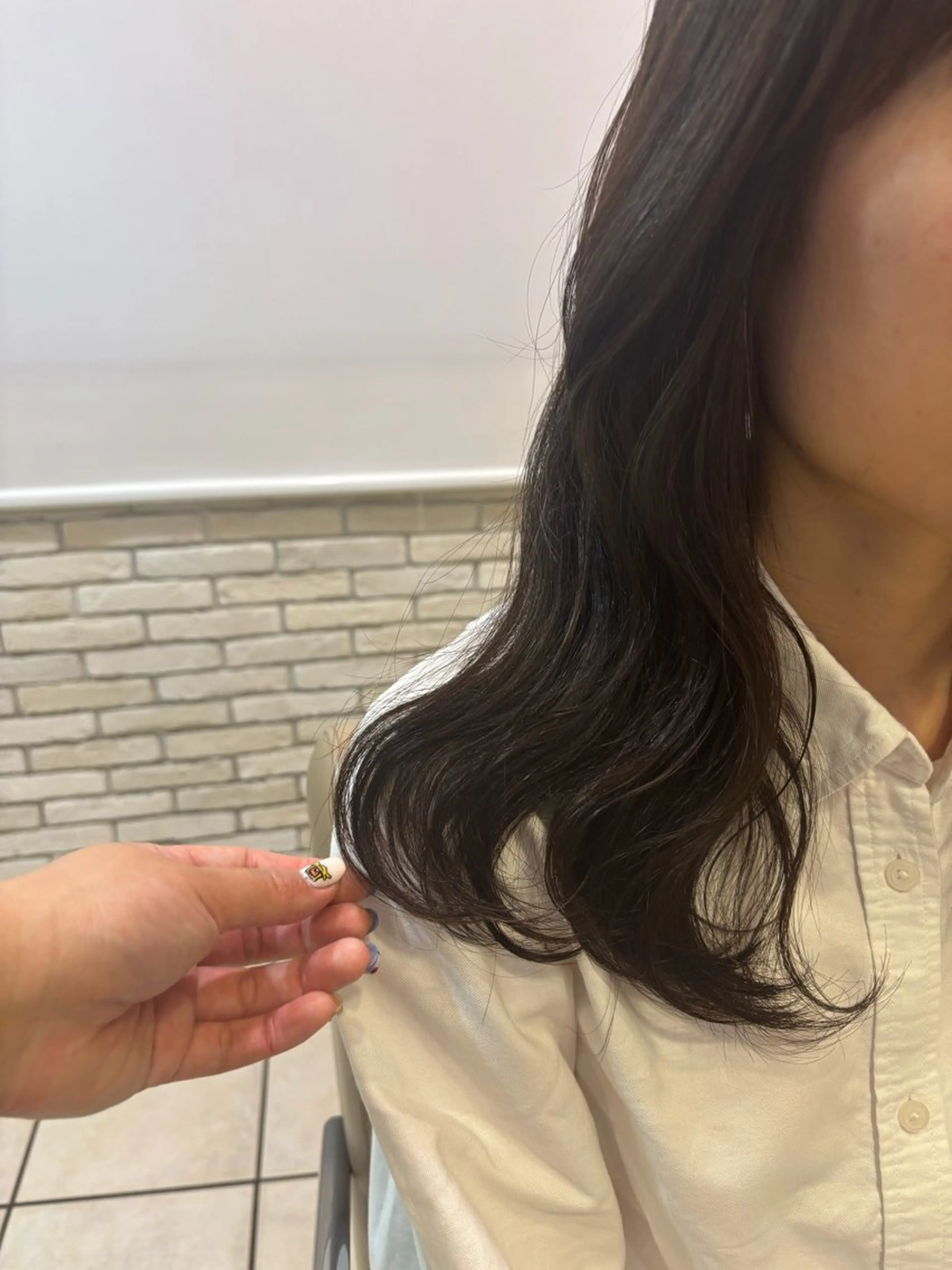 セミロング Le Clic GINZA所属・イソベ ミズキのヘアスタイル