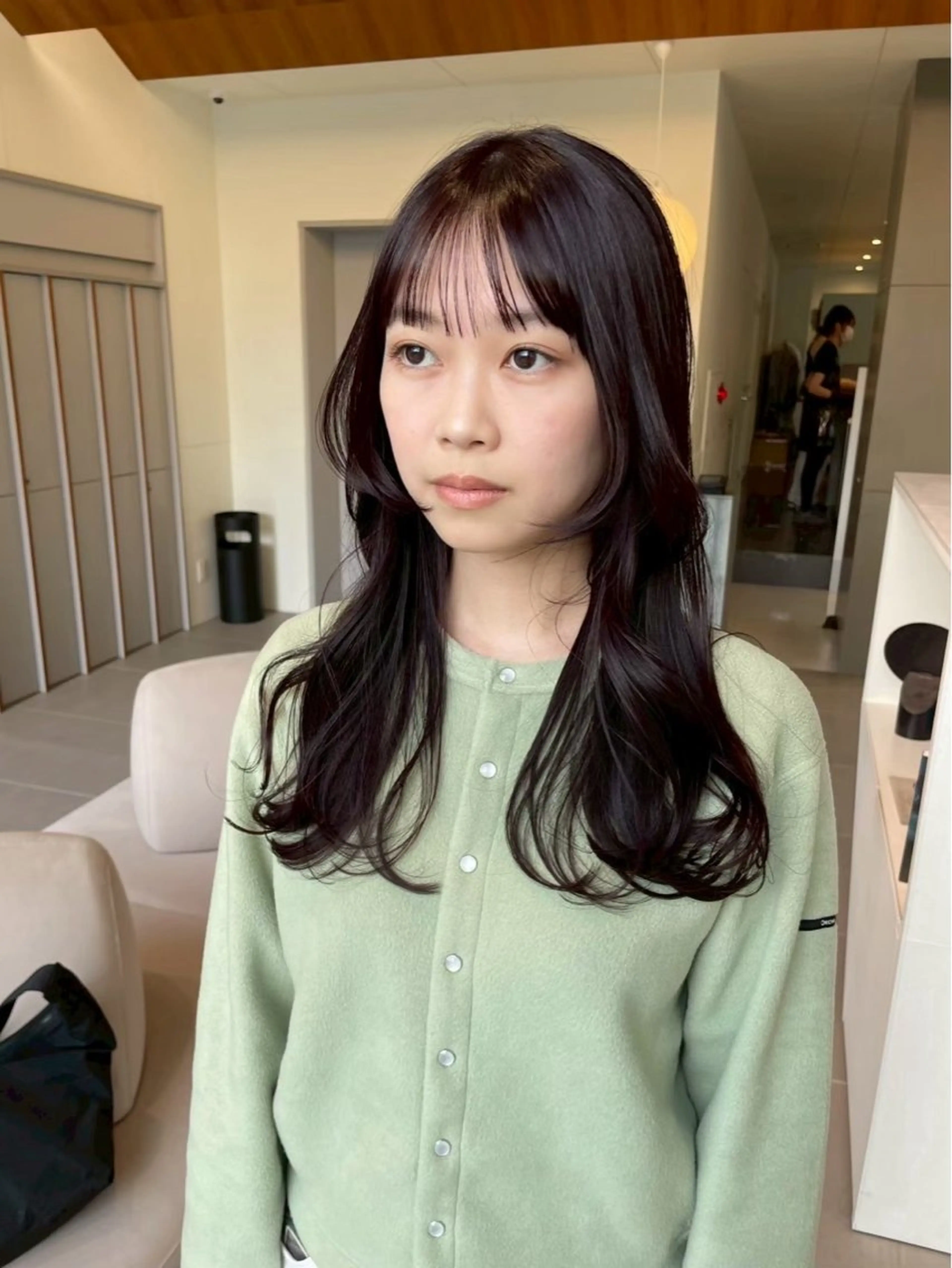 セミロング 🍎デザインカラー /カエデ🍎のヘアスタイル