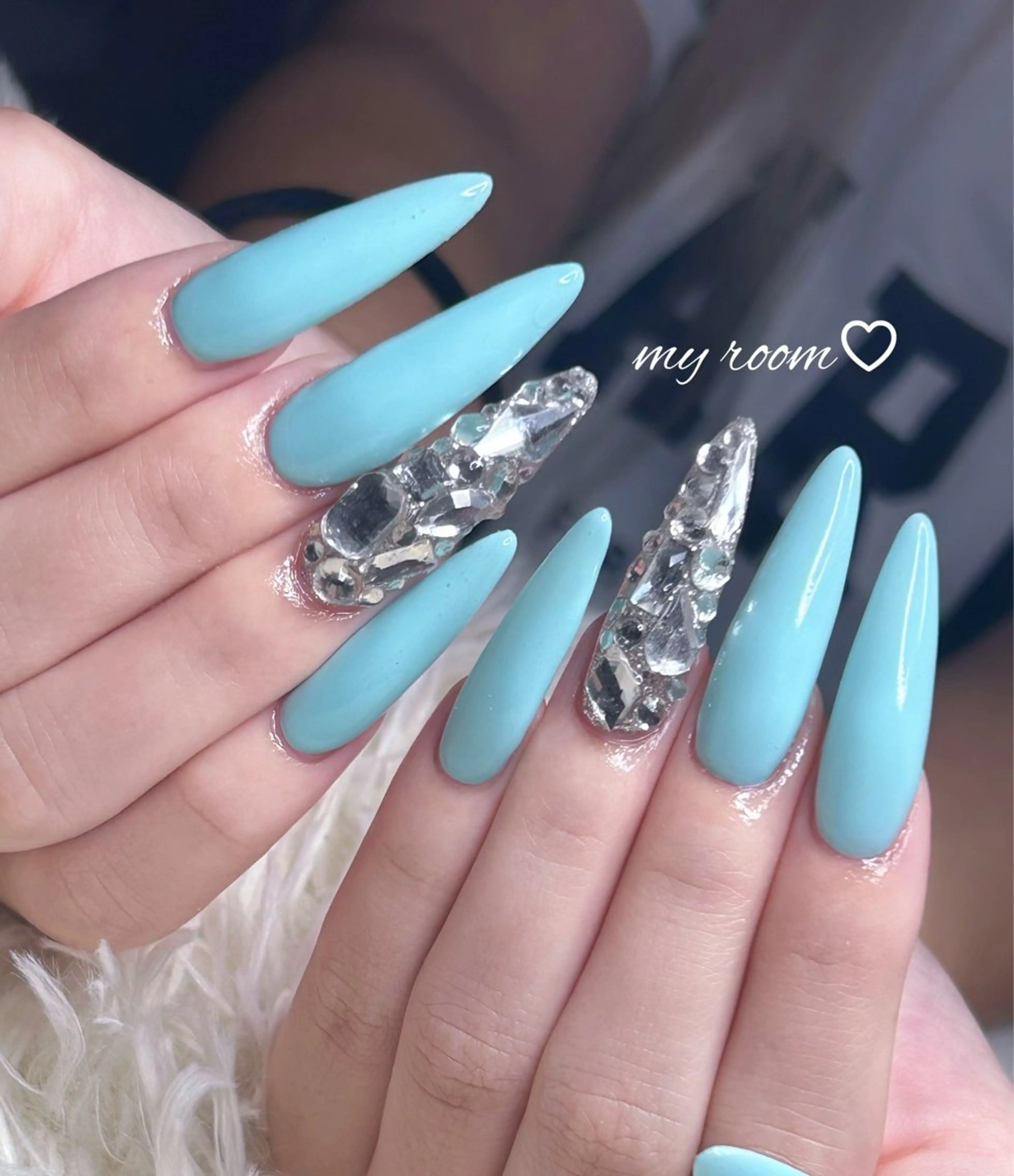 ネイル うるま市サロン Yuko Izawaのネイルデザイン