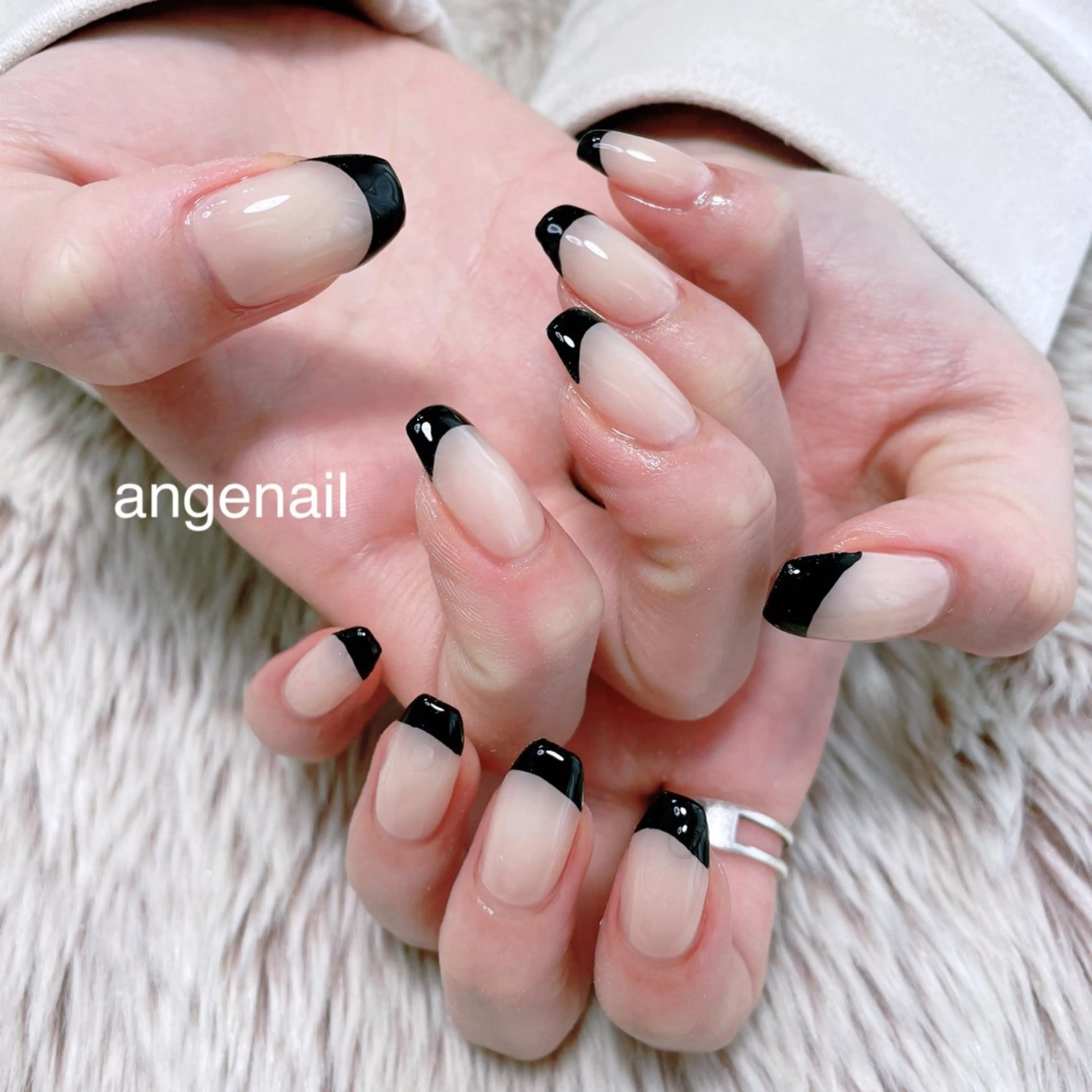 ネイル ハンドネイル オーナーネイリスト MAKIのネイルデザイン