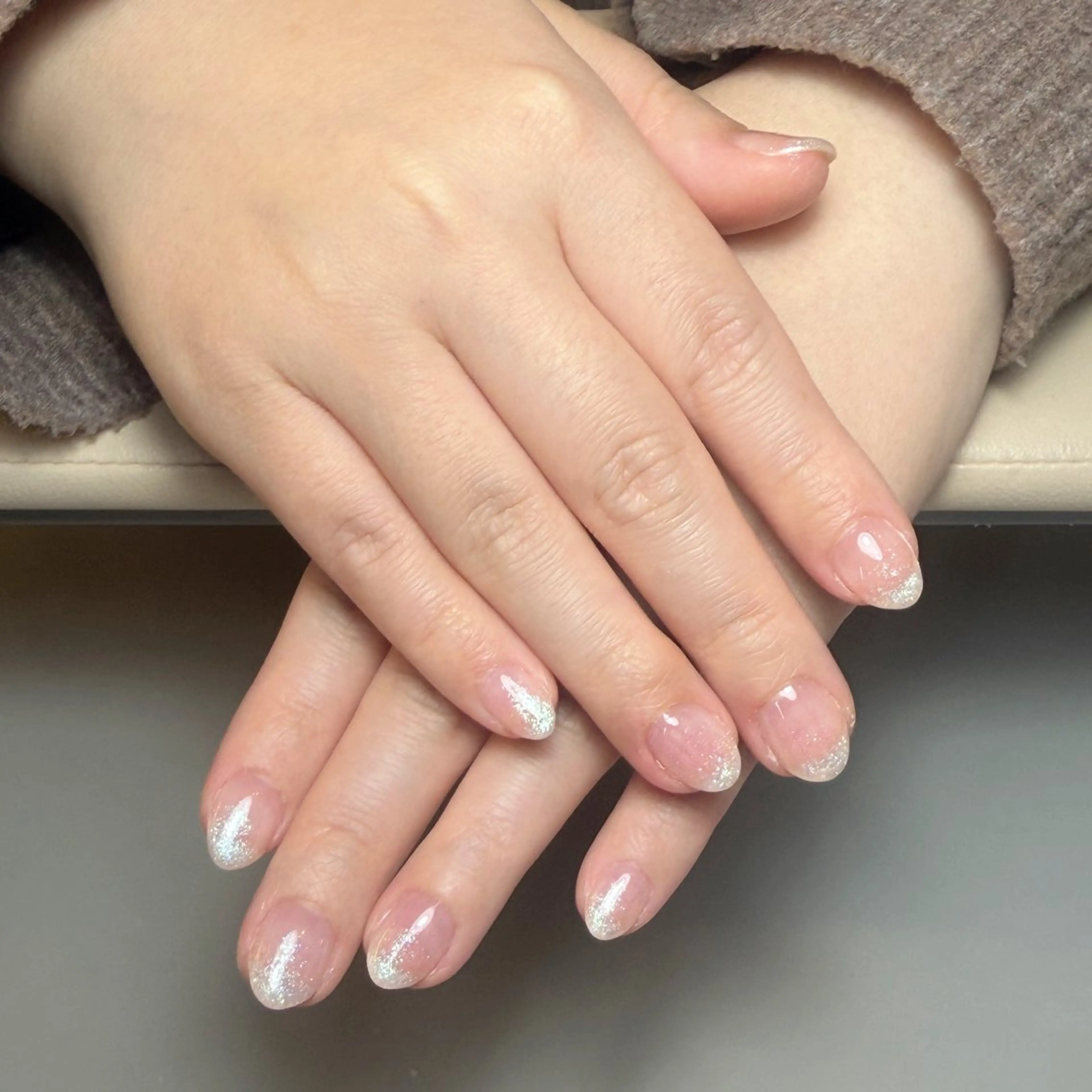 ネイル オーロラネイル グラデーション ラメ(グリッター) ワンカラーネイル Luana / ayanaのネイルデザイン