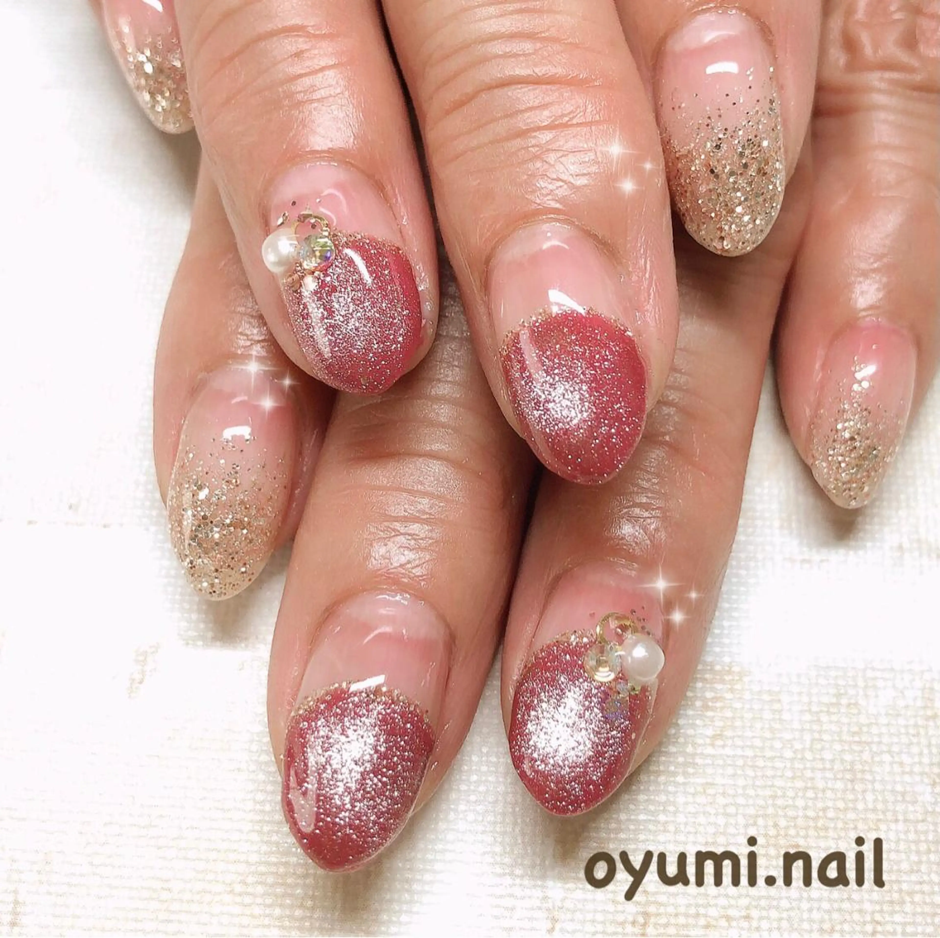 ネイル ジェルネイル グラデーション キラキラネイル ラメ(グリッター) マグネットネイル ハンドネイル takanashi yumiのネイルデザイン