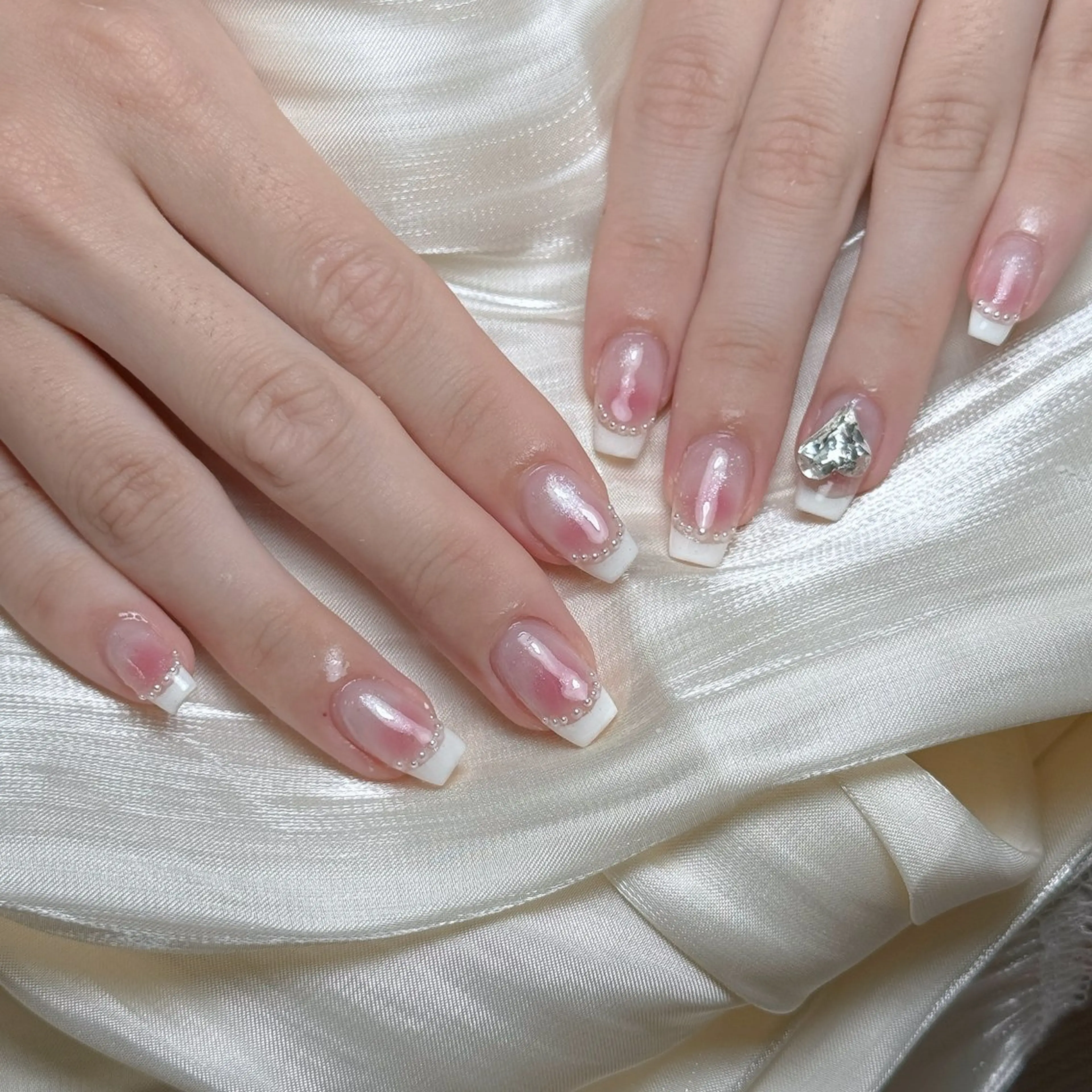 ネイル Maggie Nail🦩のネイルデザイン