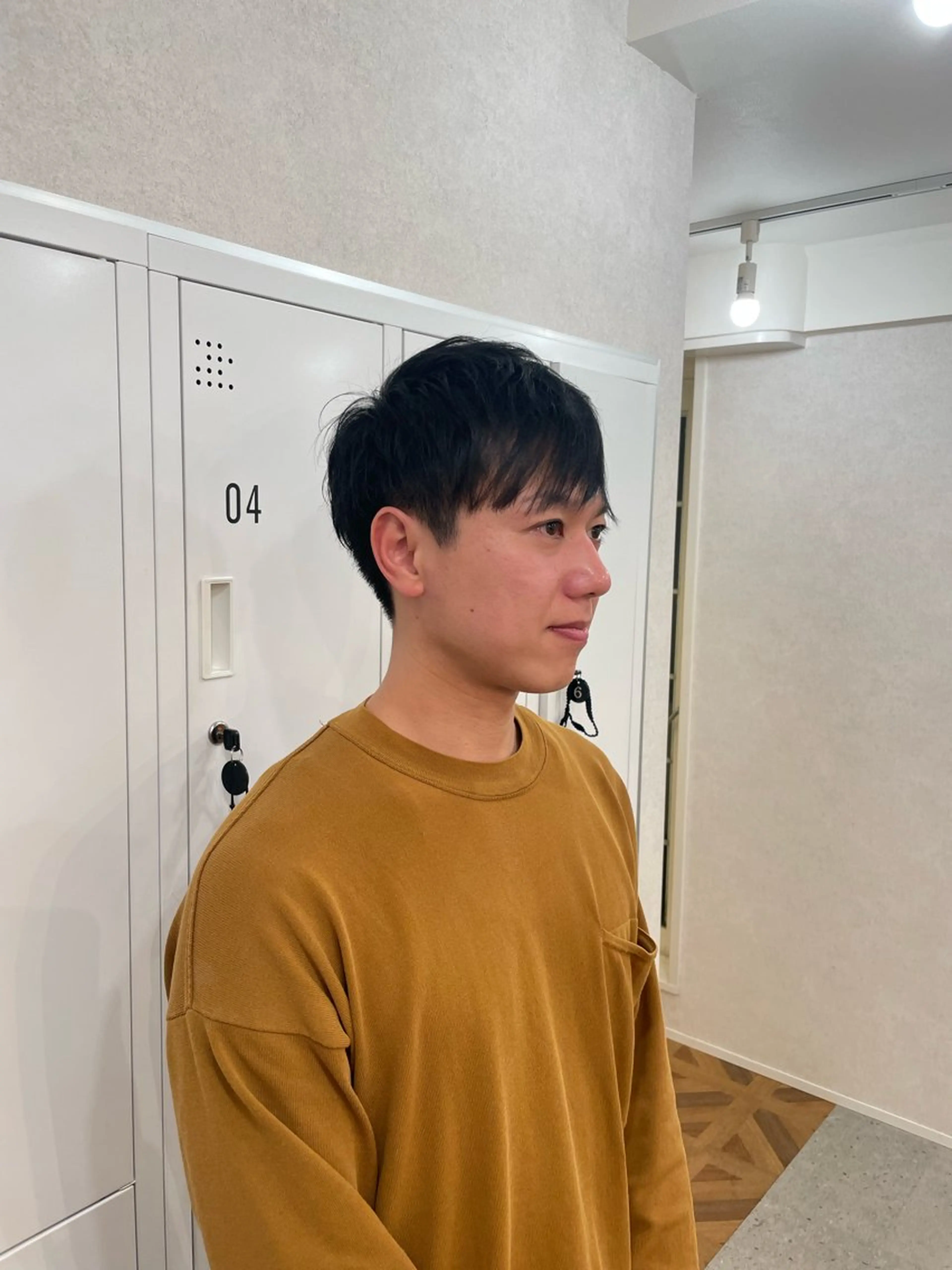 ショート パーマ メンズ メンズパーマ 刈り上げ ショートヘア ストレートパーマ 植原 遥夏のヘアスタイル