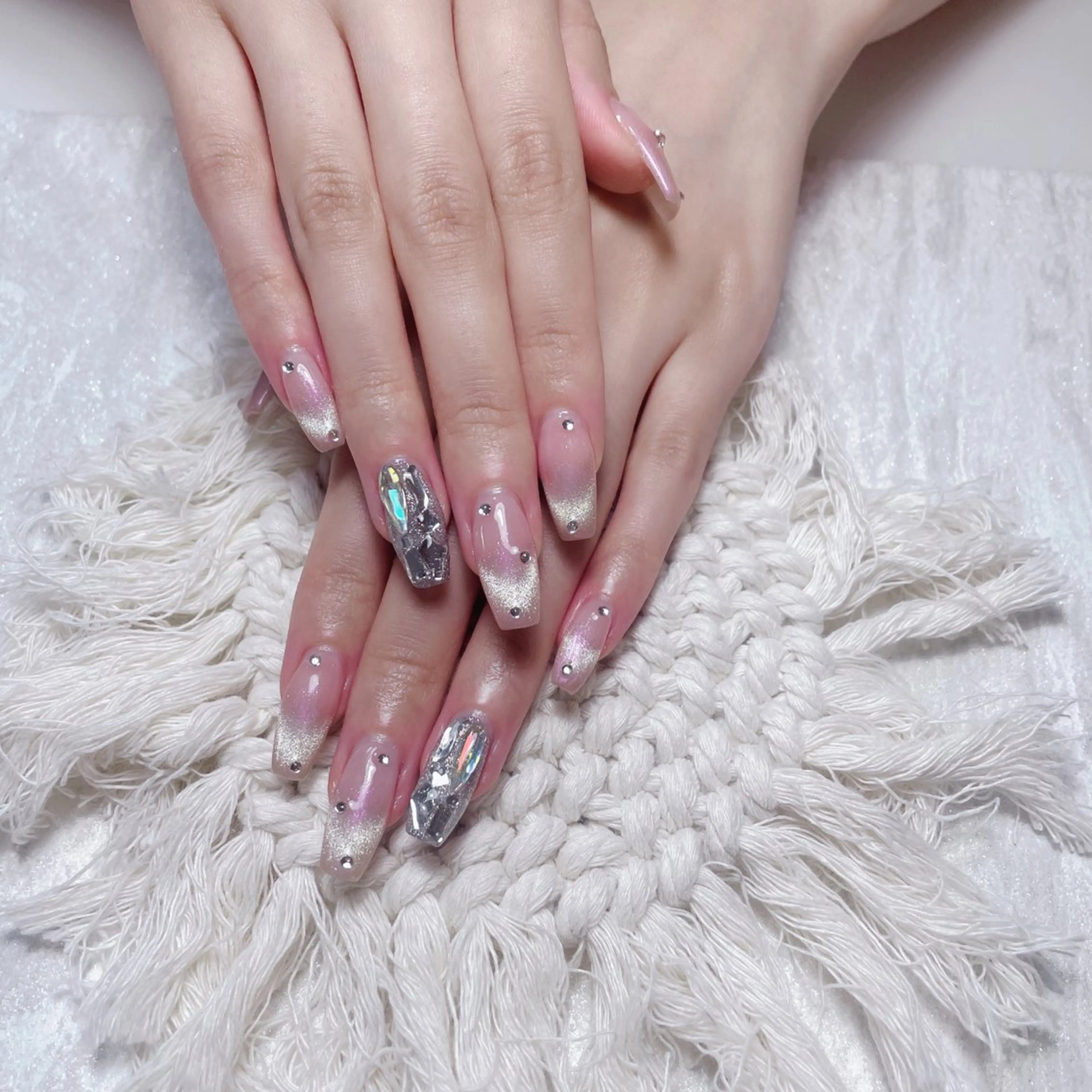 ネイル ハンドネイル uuネイルサロン所属・uu ネイルサロン関内🌼のネイルデザイン