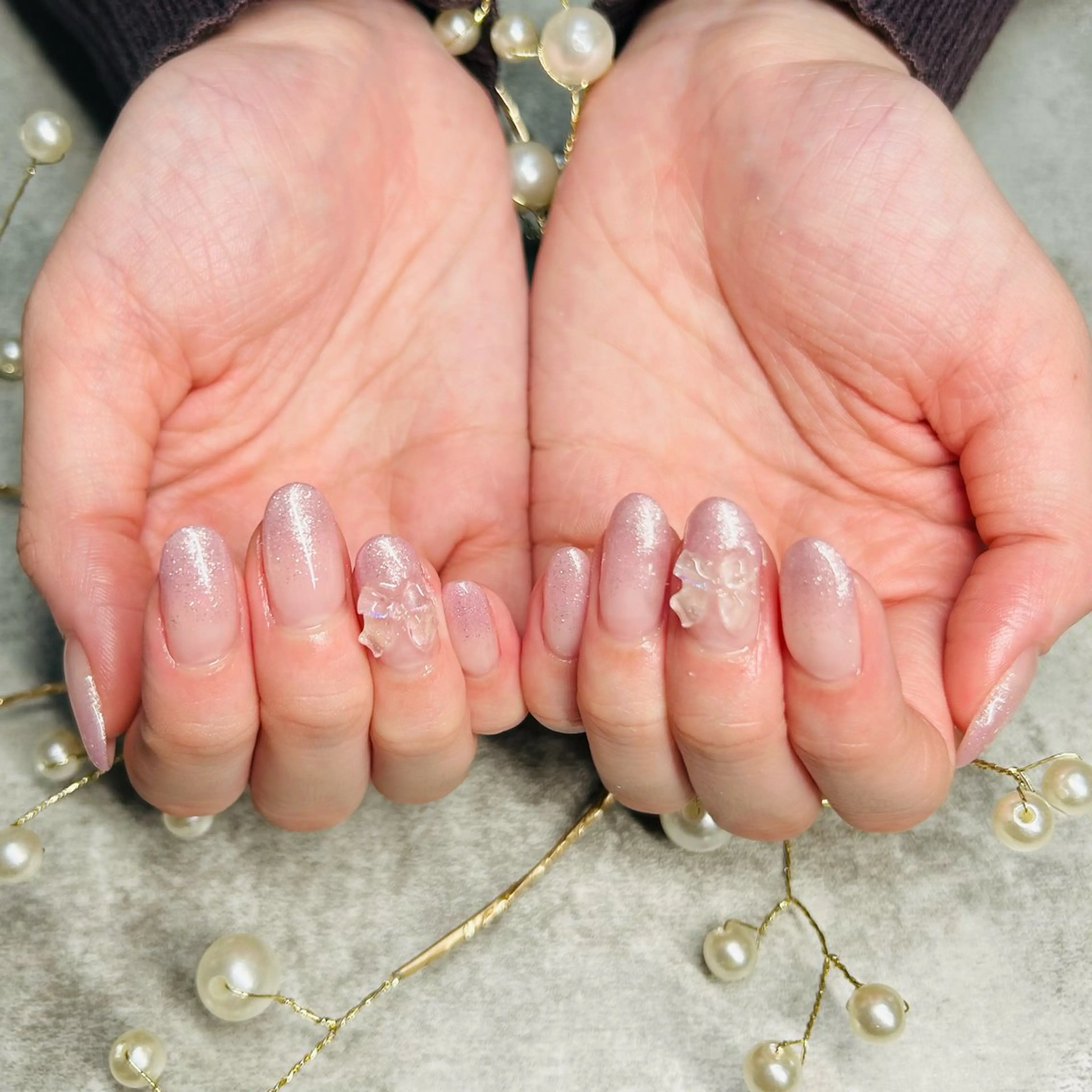 ネイル クリアネイル グラデーション ラメ(グリッター) ラメグラデーション リボン ハンドネイル ten nail salon　かえでのネイルデザイン